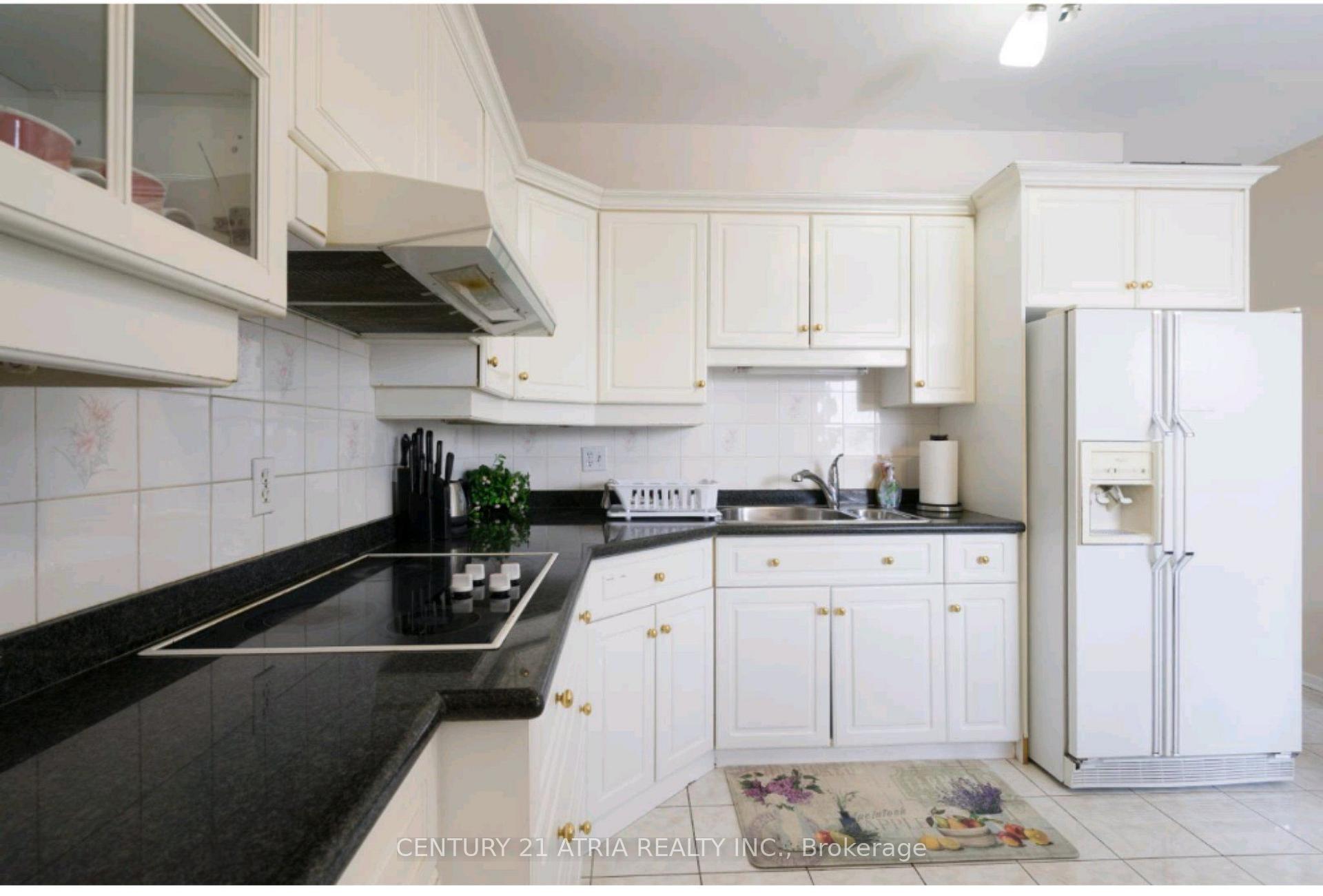 Front of Unit 2nd floor, 3199 Dufferin Street