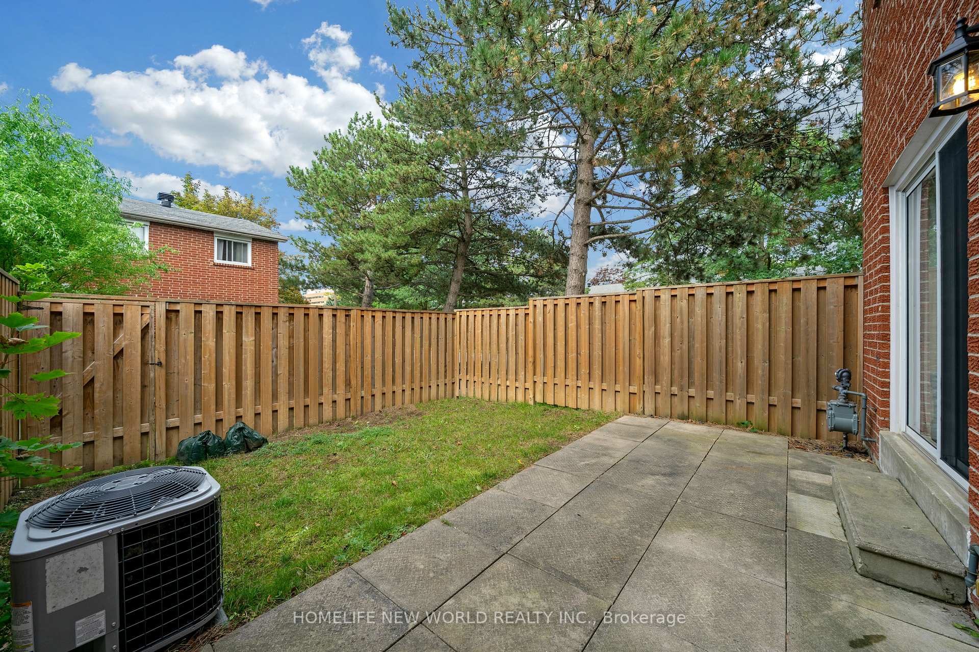 Photo 41 of Unit 353, 81 Niles Way, Markham, Aileen-Willowbrook — HOMEH