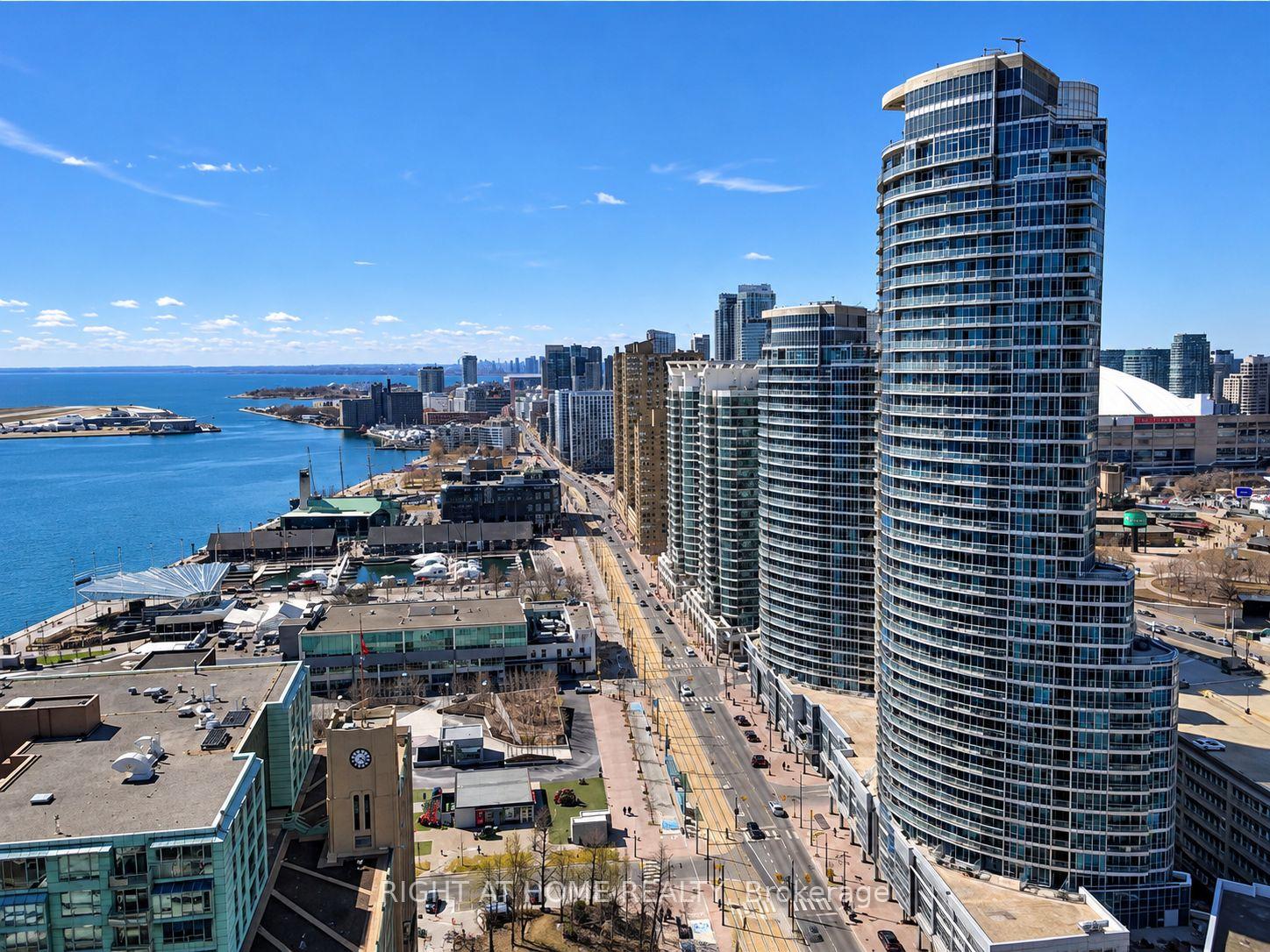 Photo 4 of Unit 3110, 77 Harbour Square, Toronto, Waterfront Communities — HOMEH