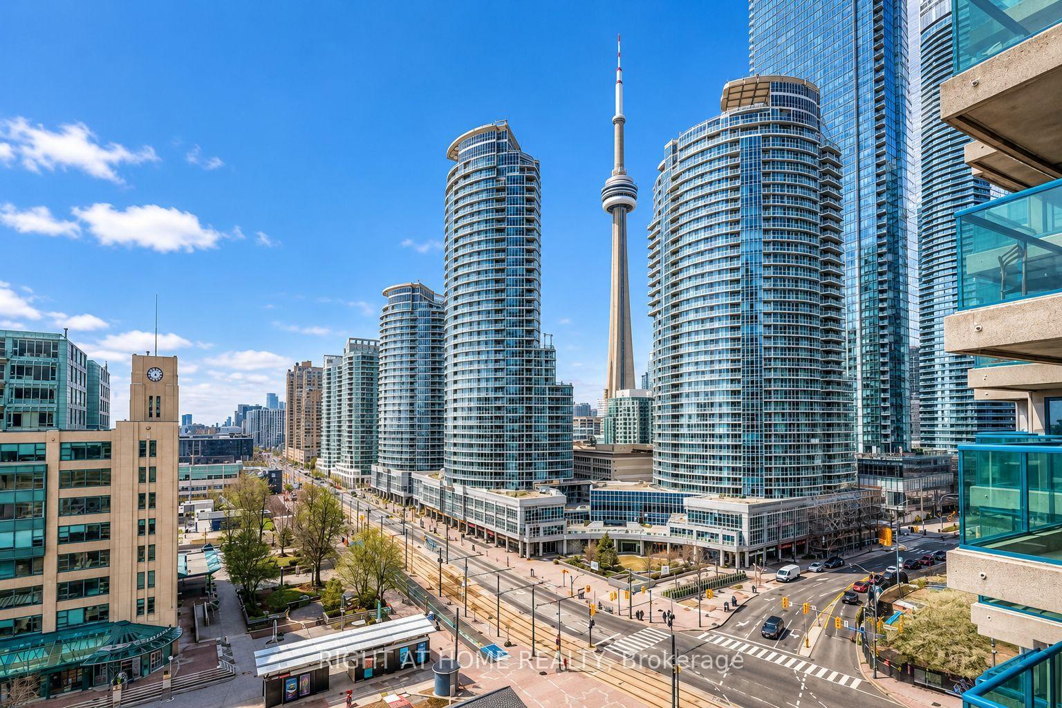 Photo 8 of Unit 3110, 77 Harbour Square, Toronto, Waterfront Communities — HOMEH