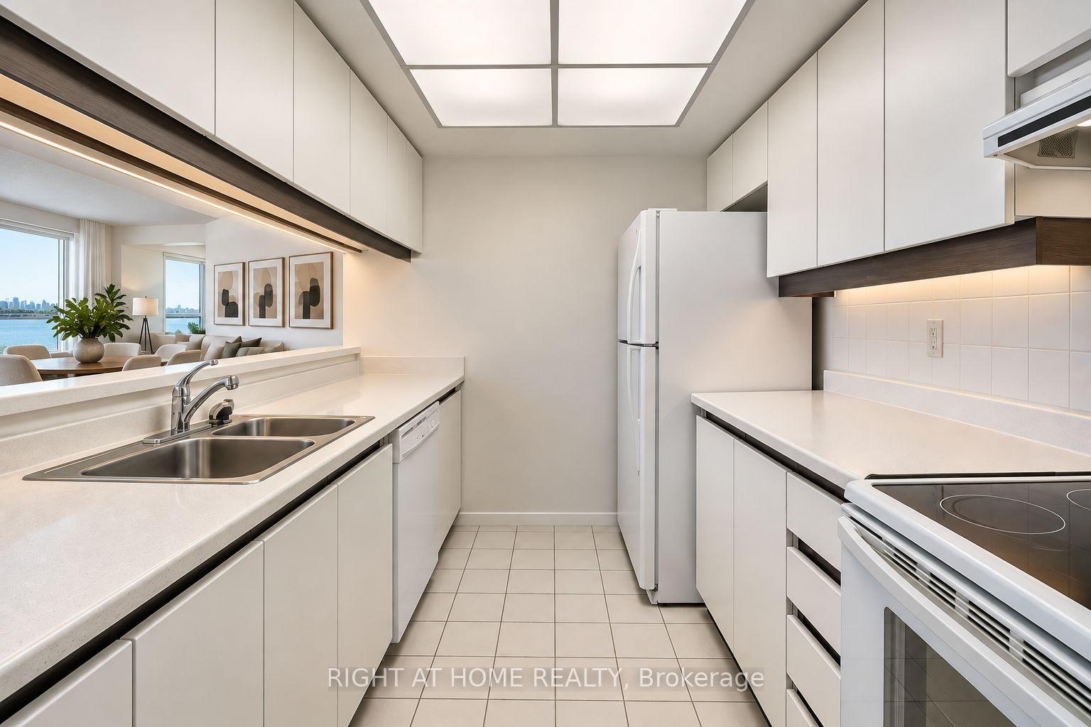 Photo 22 of Unit 3110, 77 Harbour Square, Toronto, Waterfront Communities — HOMEH