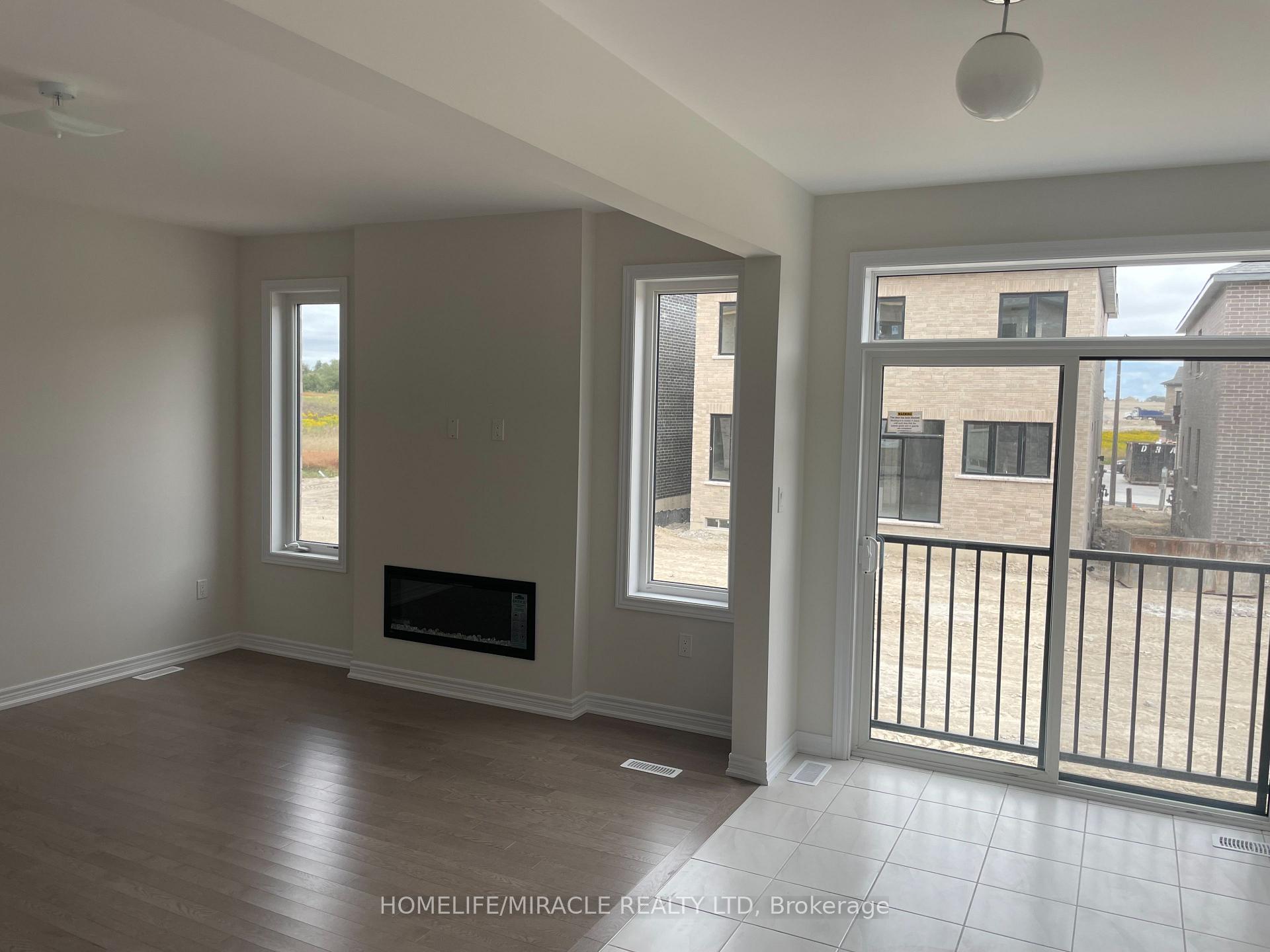 Photo 6 of 2175 Coppermine Street, Oshawa, Kedron — HOMEH