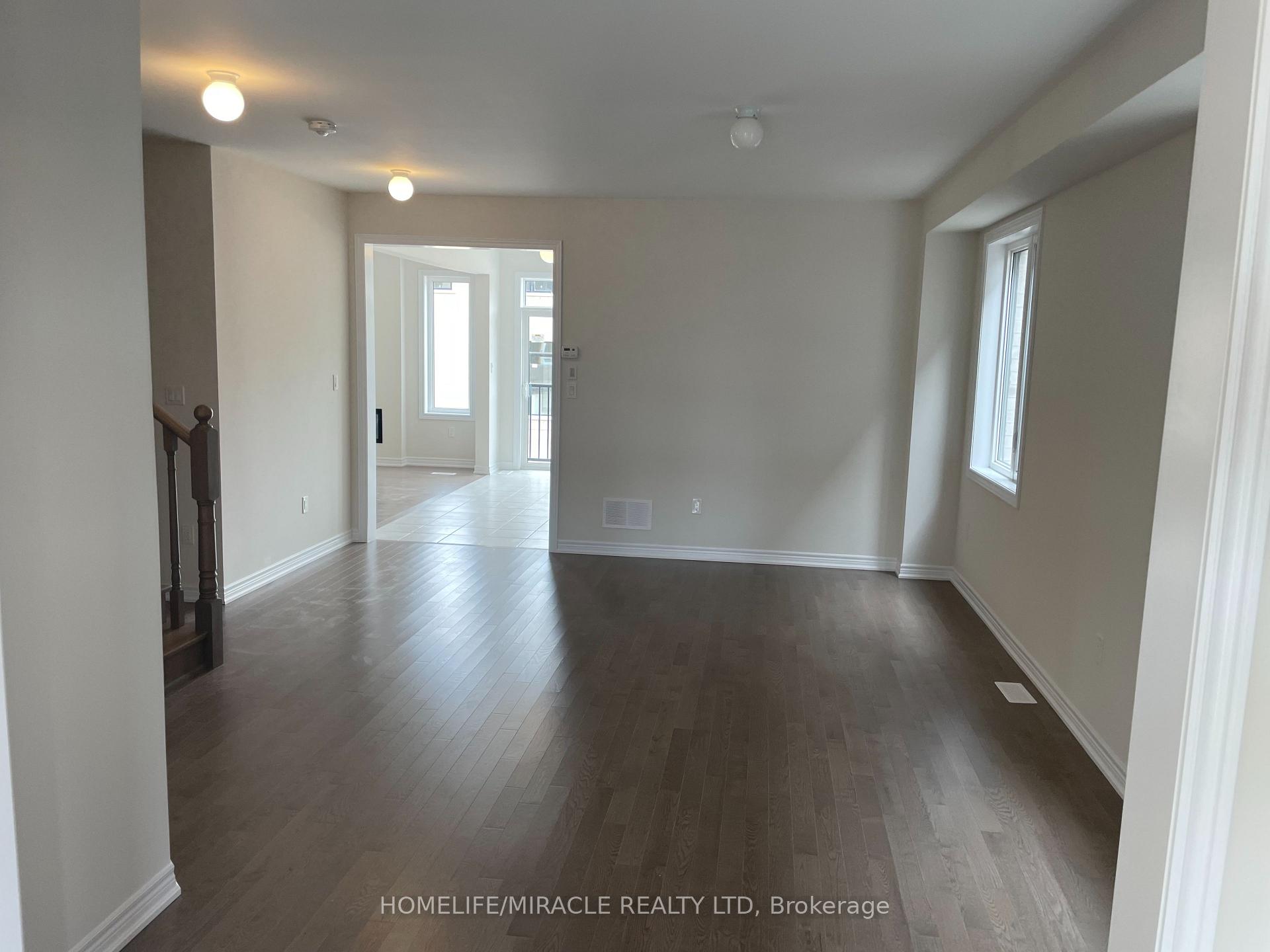 Photo 9 of 2175 Coppermine Street, Oshawa, Kedron — HOMEH