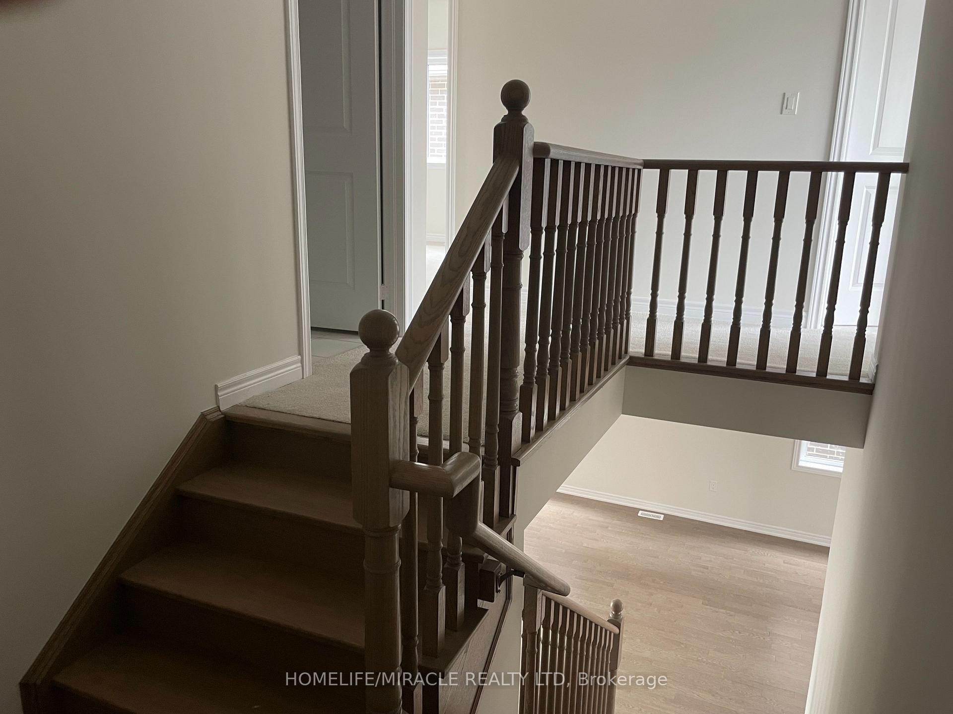 Photo 12 of 2175 Coppermine Street, Oshawa, Kedron — HOMEH