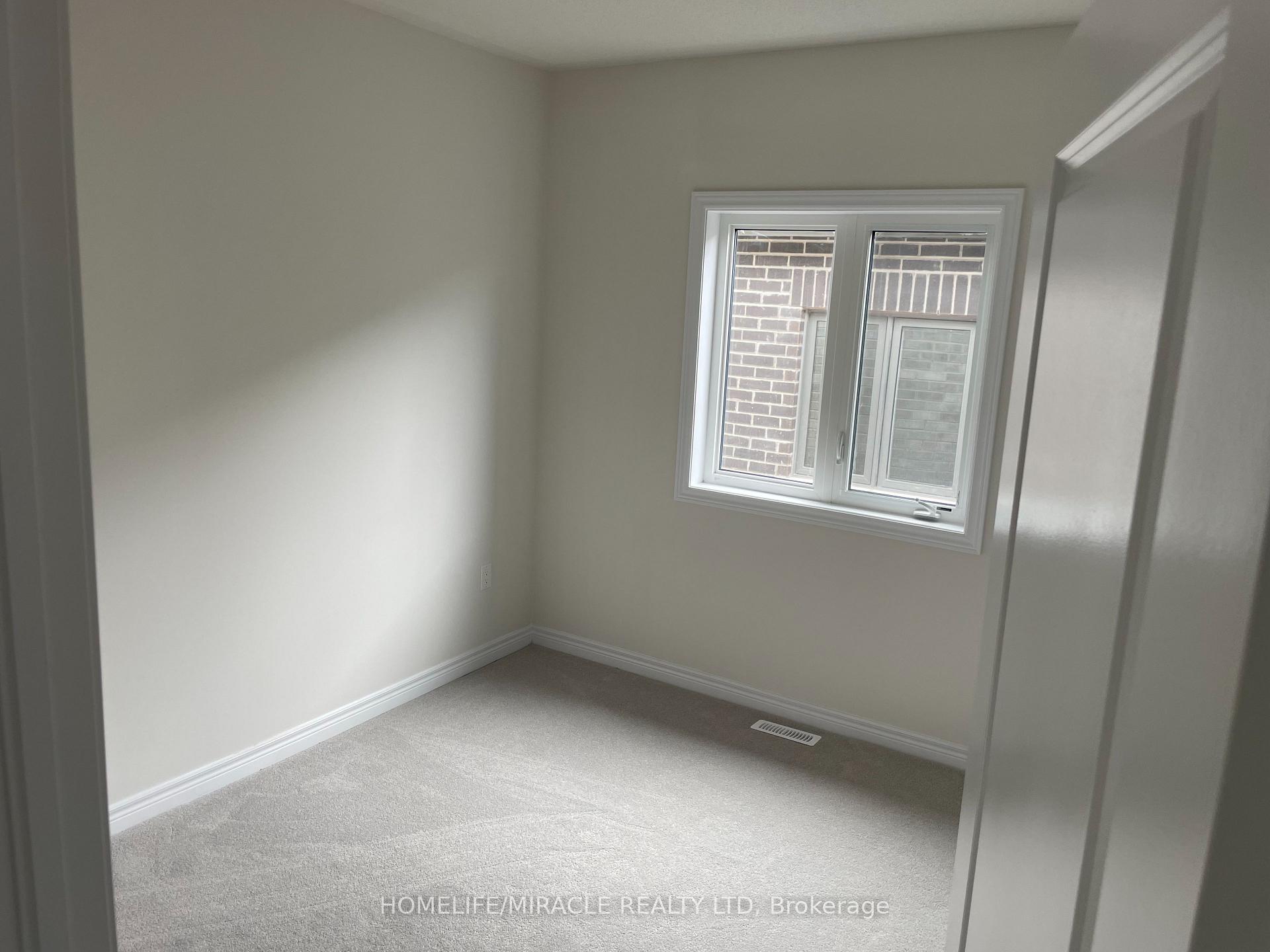 Photo 17 of 2175 Coppermine Street, Oshawa, Kedron — HOMEH