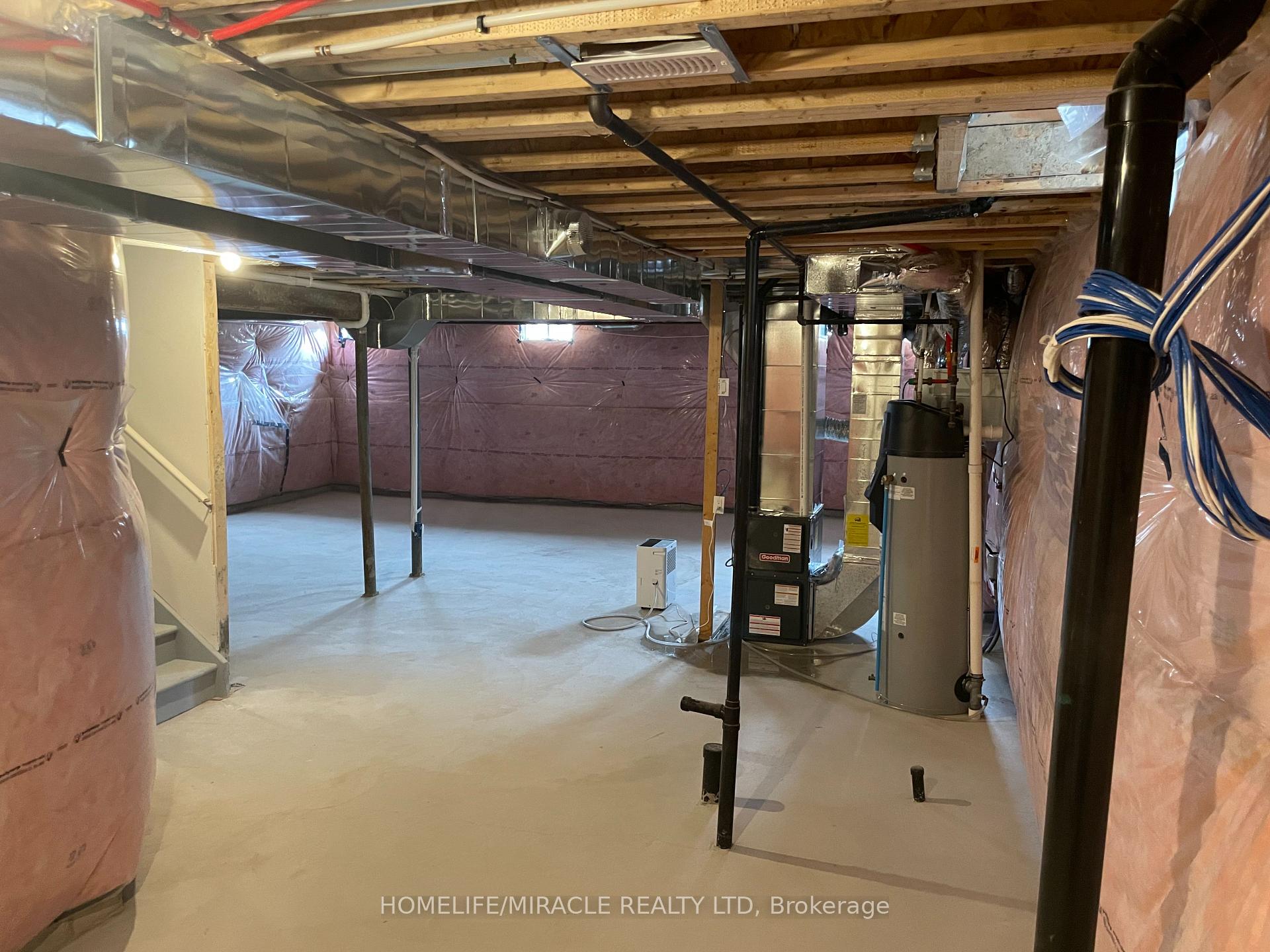 Photo 20 of 2175 Coppermine Street, Oshawa, Kedron — HOMEH