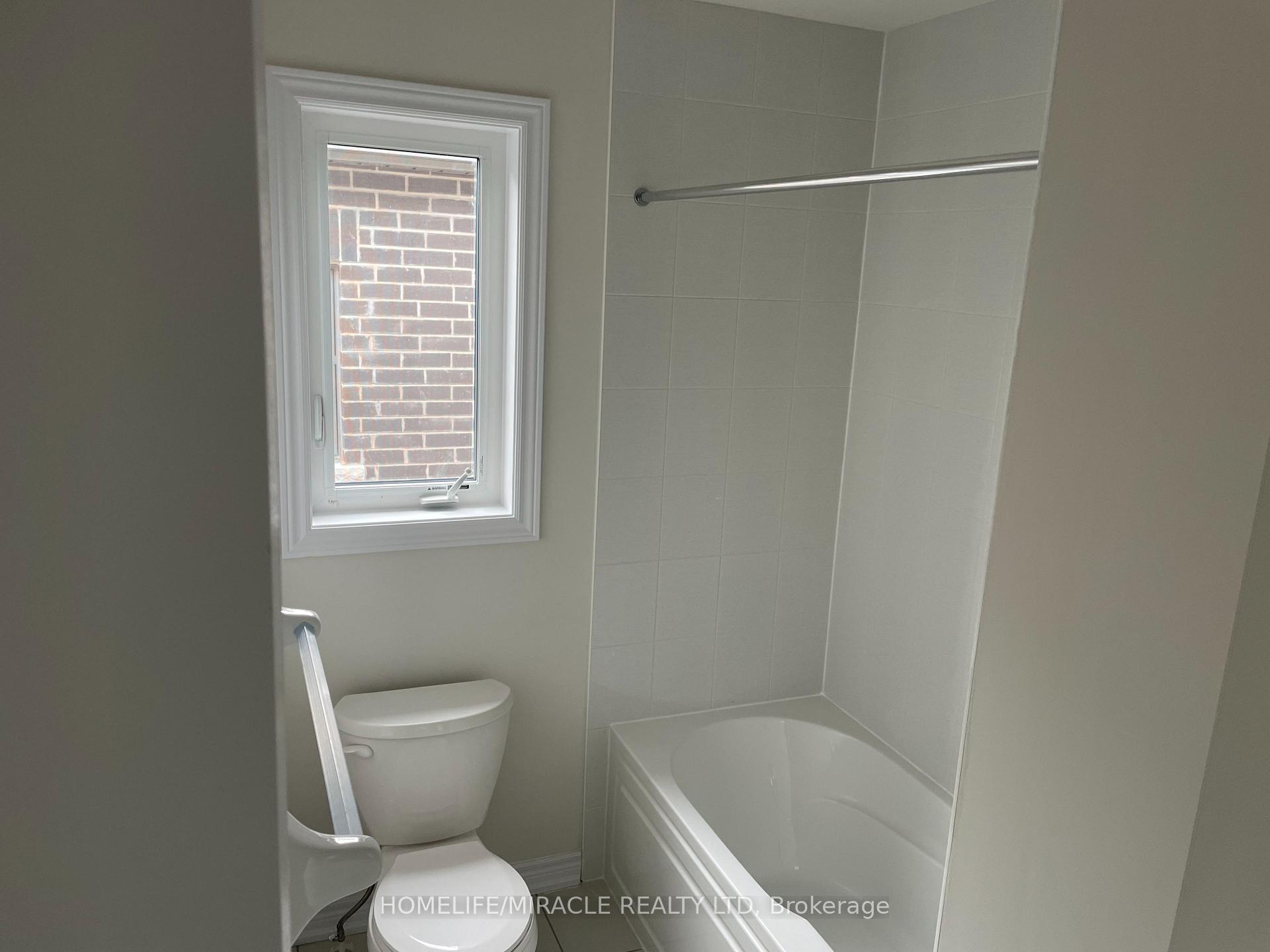 Photo 24 of 2175 Coppermine Street, Oshawa, Kedron — HOMEH
