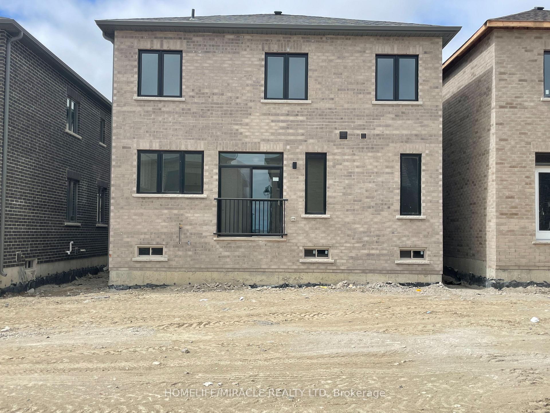 Photo 25 of 2175 Coppermine Street, Oshawa, Kedron — HOMEH