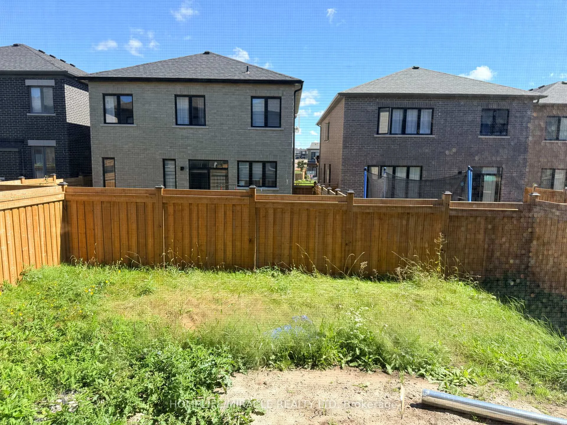 Photo 27 of 2175 Coppermine Street, Oshawa, Kedron — HOMEH