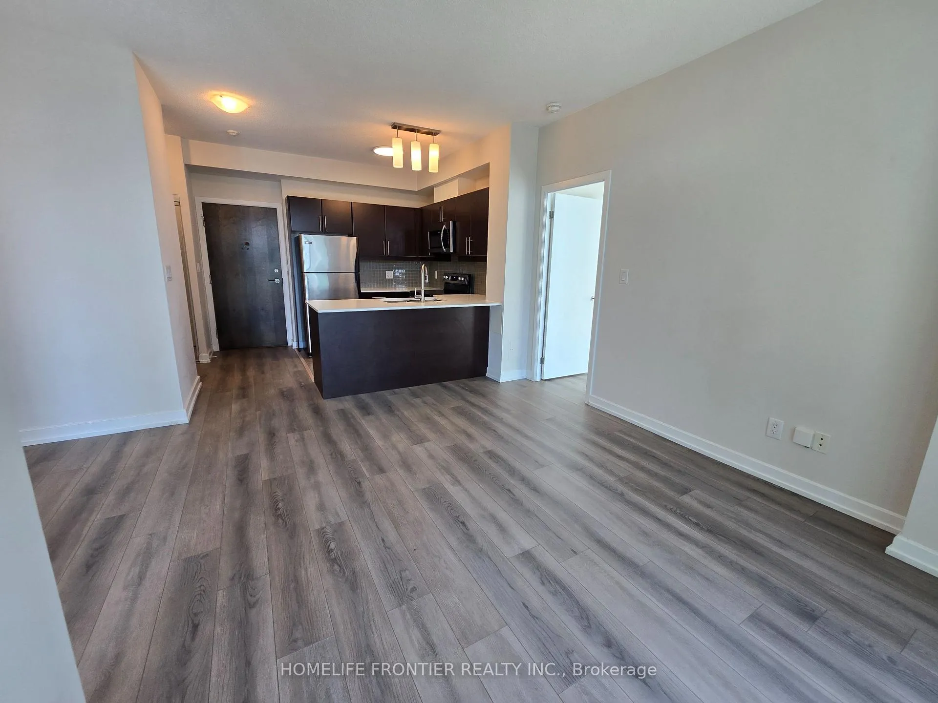 Photo 6 of Unit 403, 18 Harbour Street, Toronto, Waterfront Communities — HOMEH