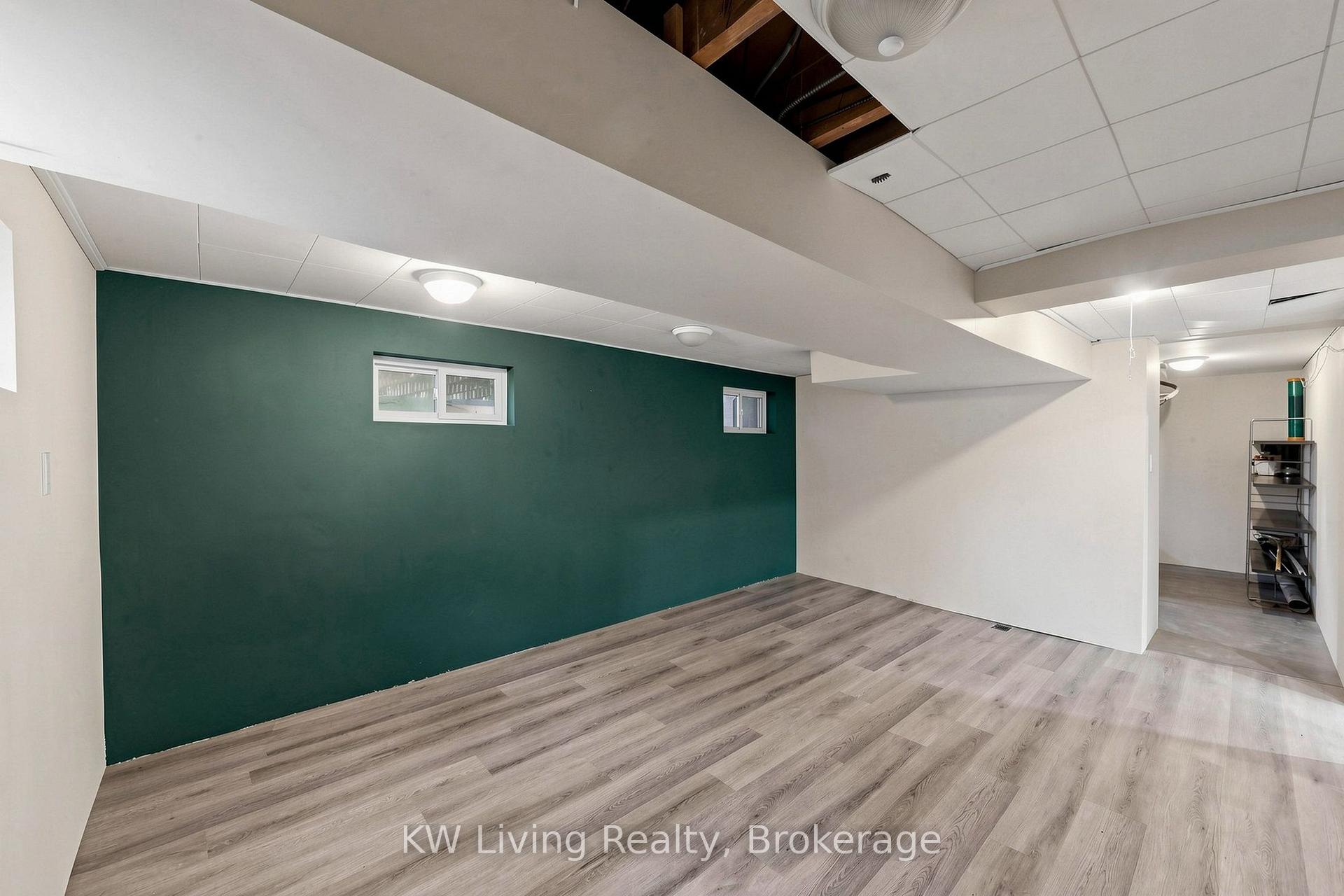 Photo 41 of 26 Mooreshead Drive, Etobicoke, Etobicoke West Mall — HOMEH