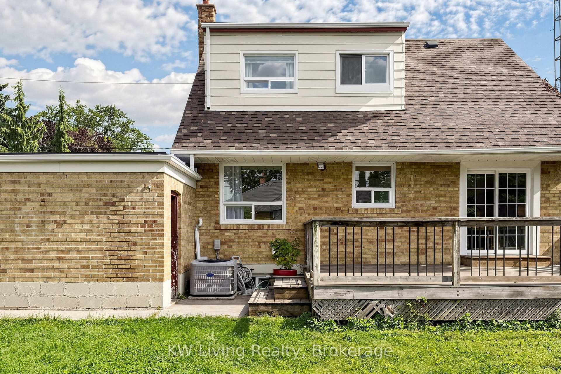 Photo 45 of 26 Mooreshead Drive, Etobicoke, Etobicoke West Mall — HOMEH
