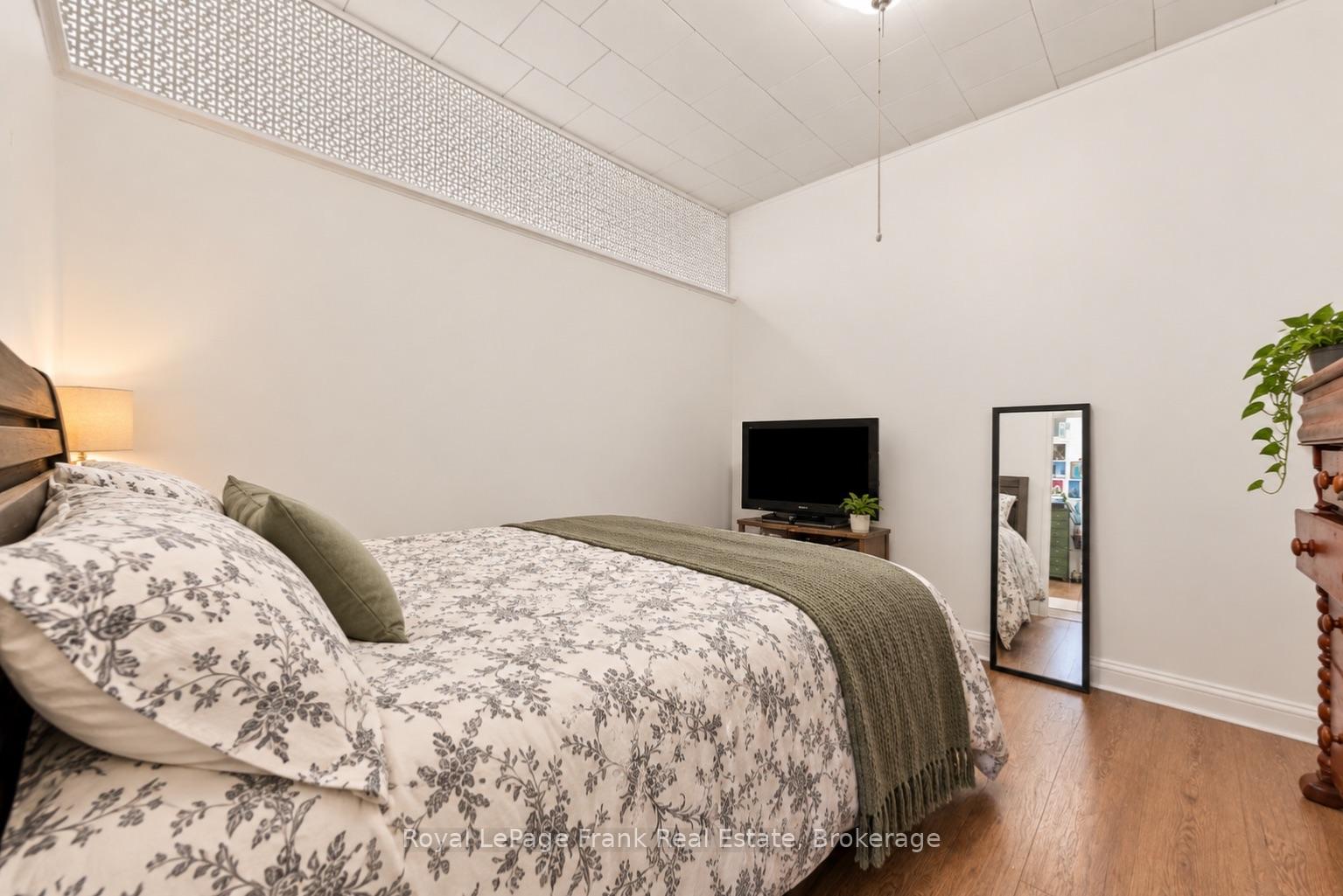 Photo 8 of Unit 2, 195 Queen Street, Scugog, Port Perry — HOMEH