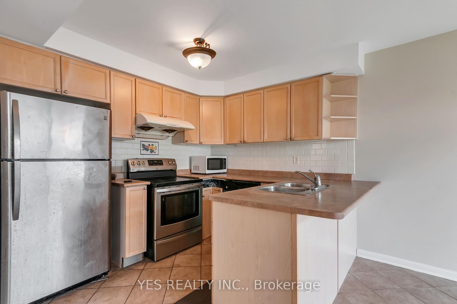 Photo 6 of 19 Virtues Avenue, Brampton, Fletcher's Meadow — HOMEH
