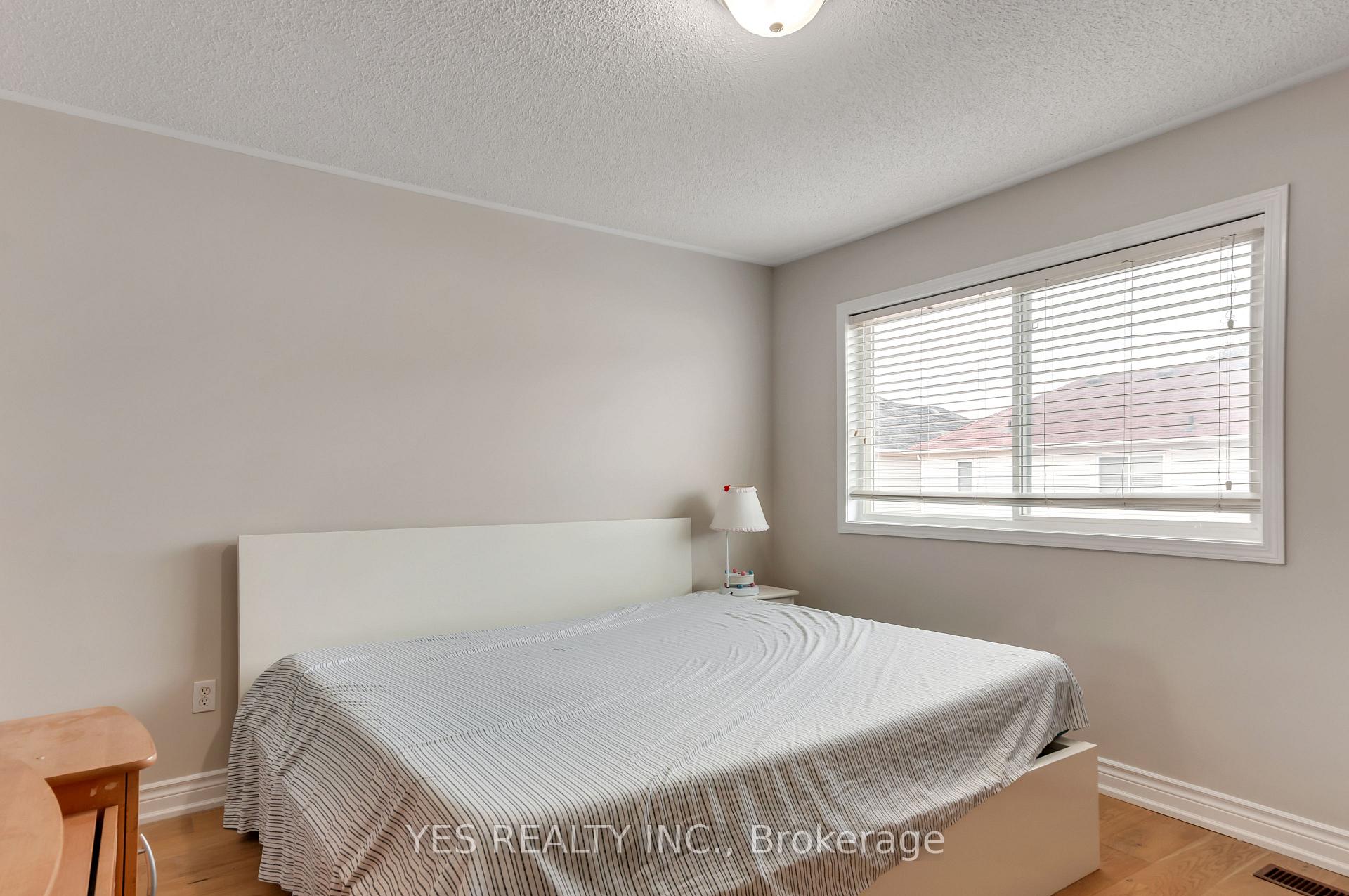 Photo 22 of 19 Virtues Avenue, Brampton, Fletcher's Meadow — HOMEH