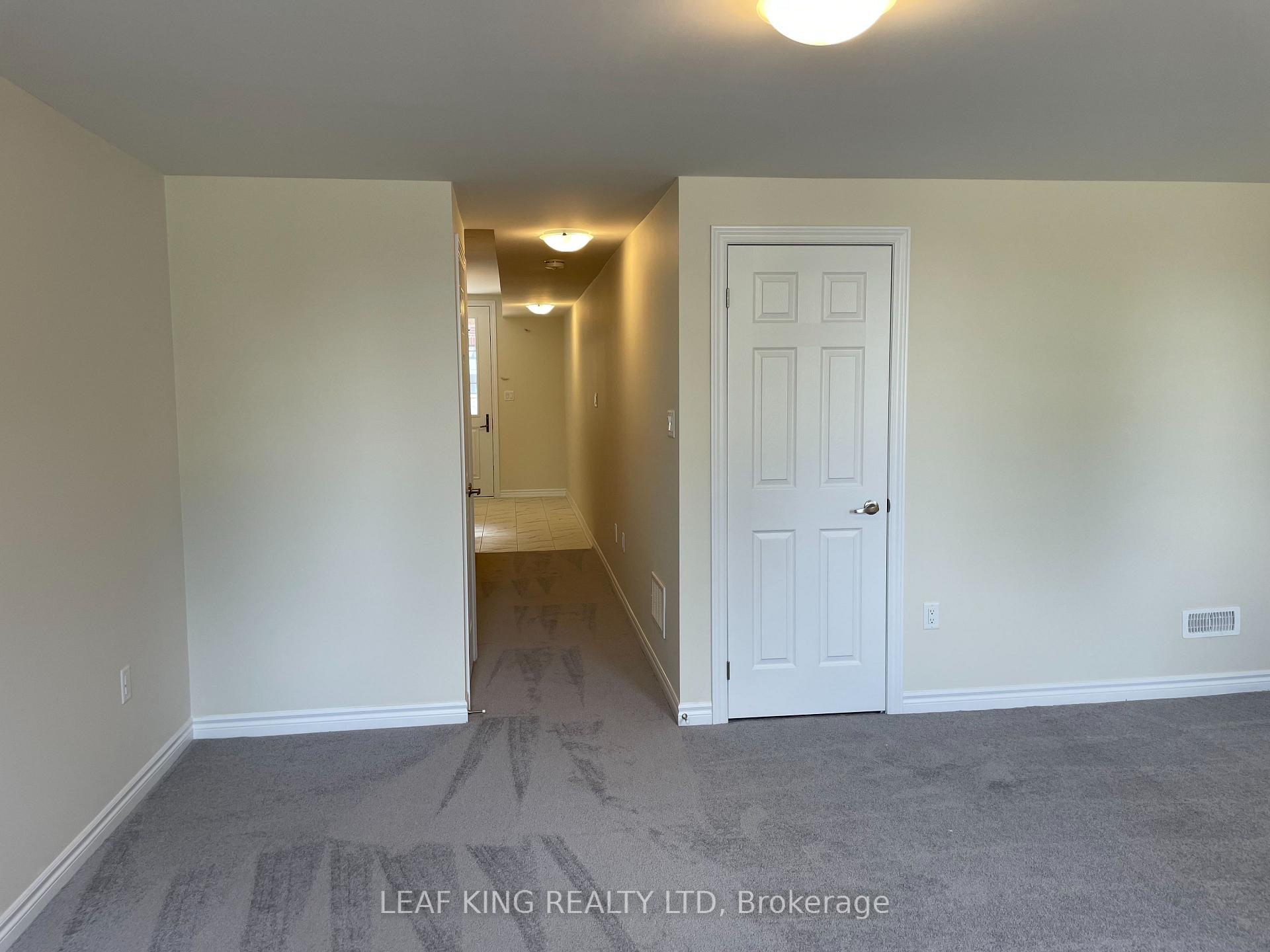 Photo 4 of 1457 National Common, Burlington, Tyandaga — HOMEH