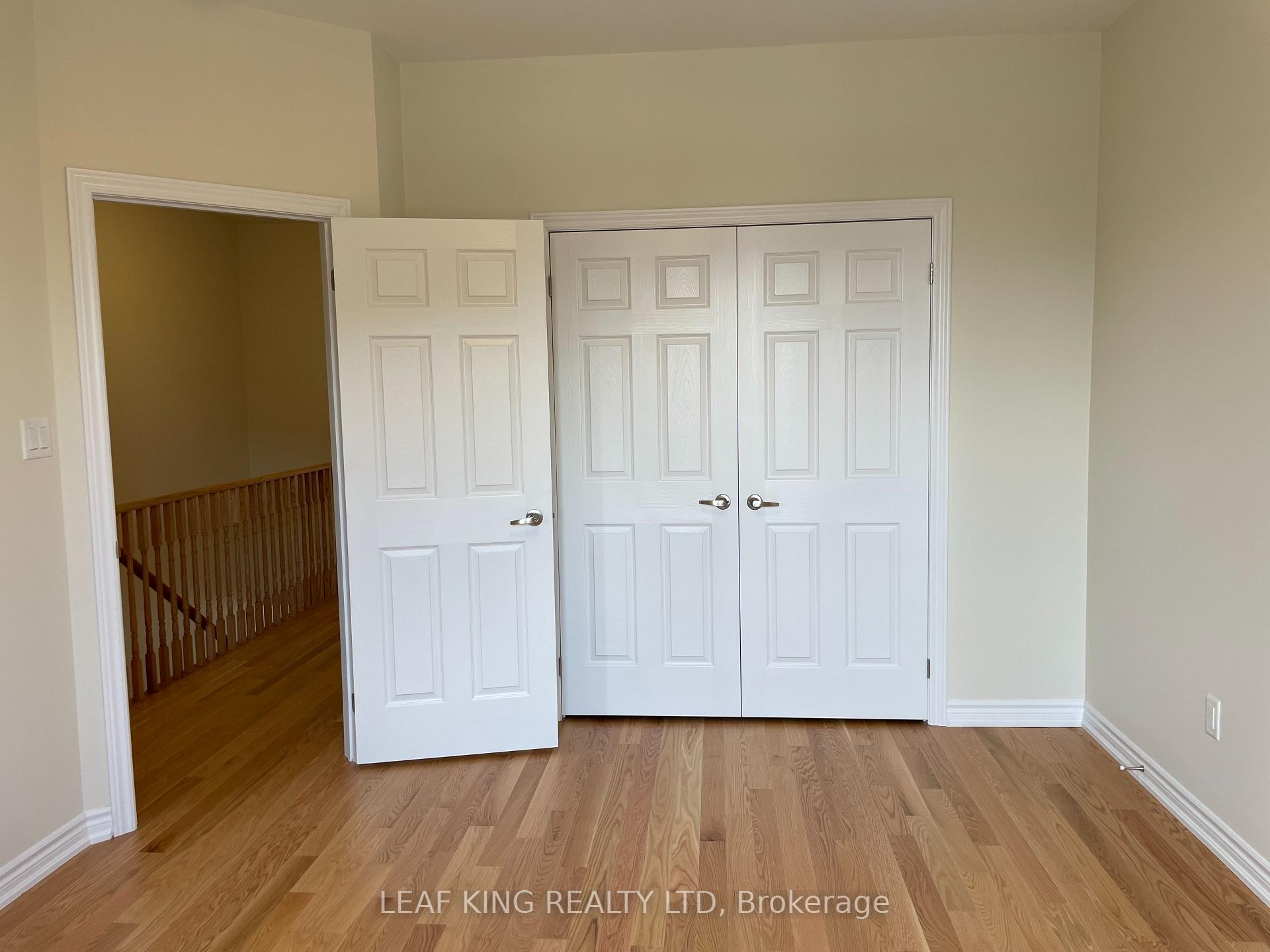 Photo 10 of 1457 National Common, Burlington, Tyandaga — HOMEH