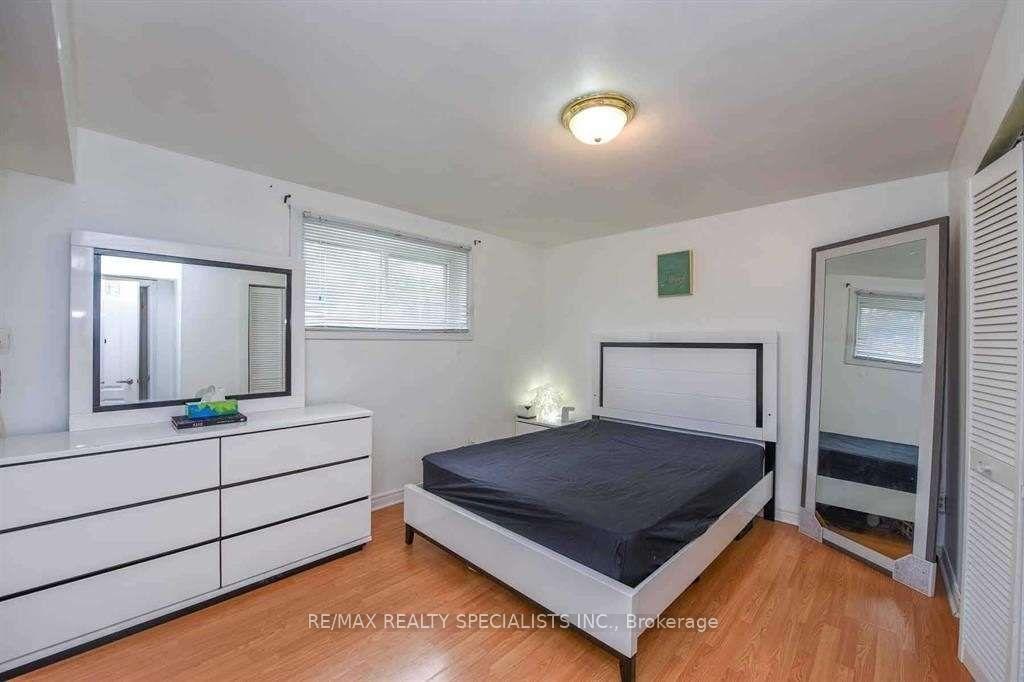 Photo 29 of 2 Marchbank Crescent, Brampton, Central Park — HOMEH