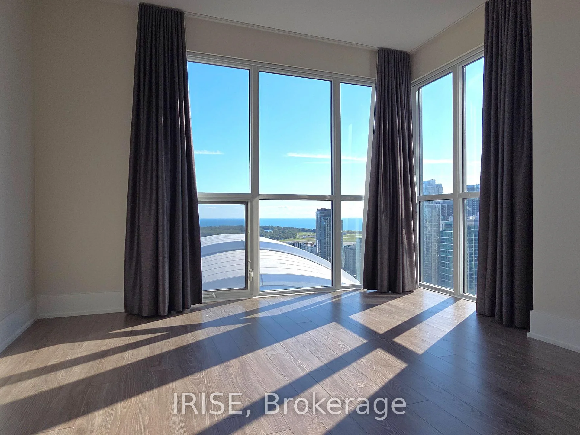 Photo 6 of Unit 3412, 300 Front Street W, Toronto, Waterfront Communities — HOMEH