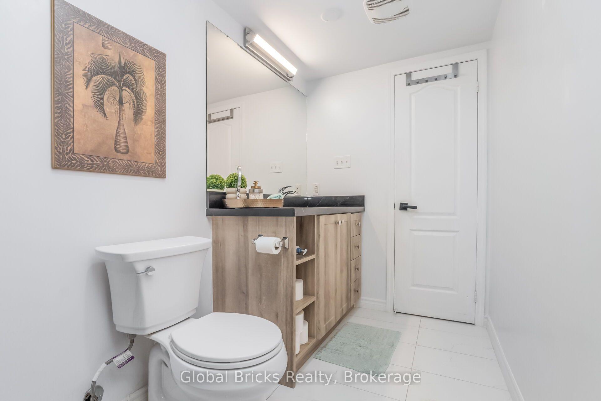 Photo 29 of 585 Candlestick Circle, Mississauga, Hurontario — HOMEH