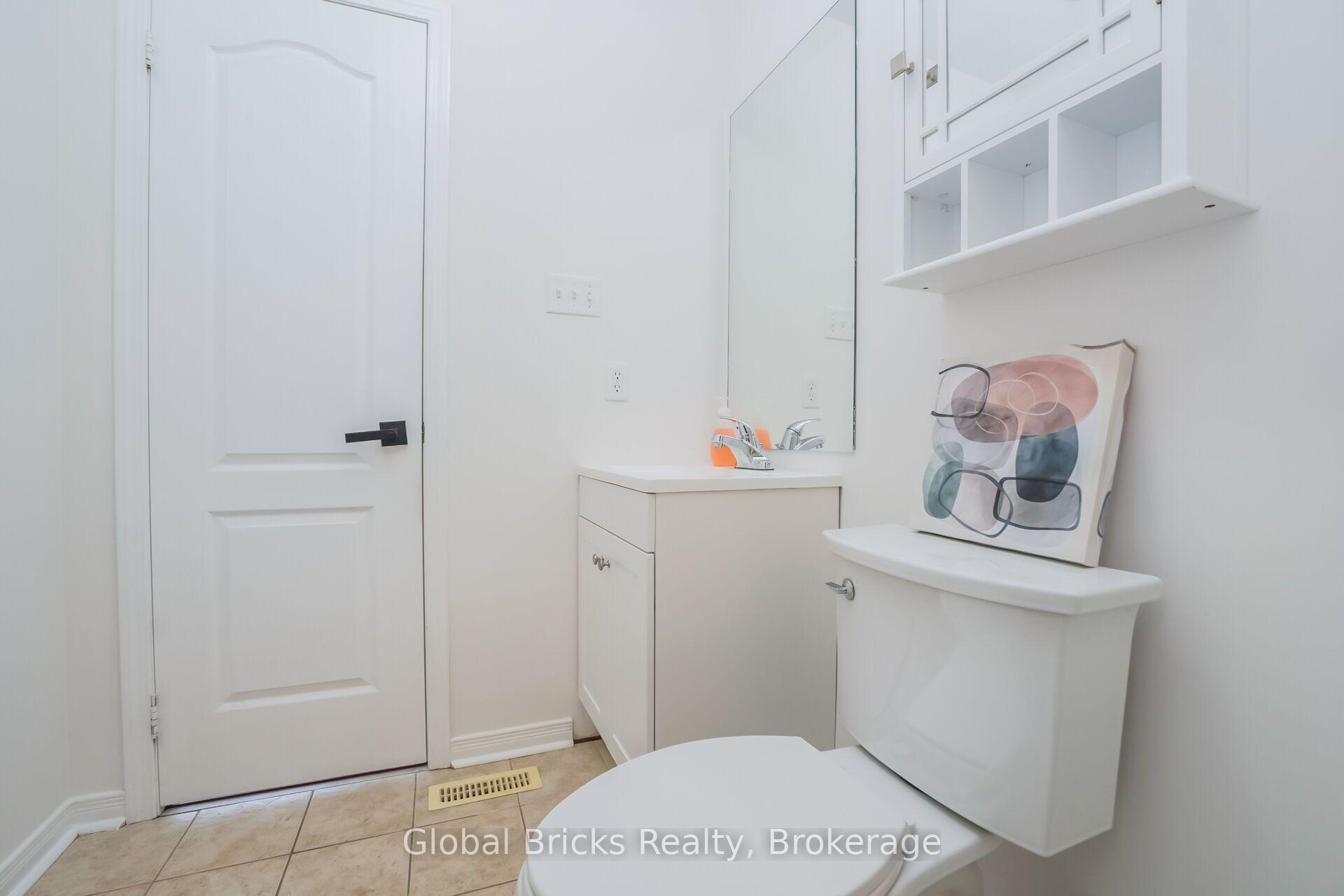 Photo 41 of 585 Candlestick Circle, Mississauga, Hurontario — HOMEH