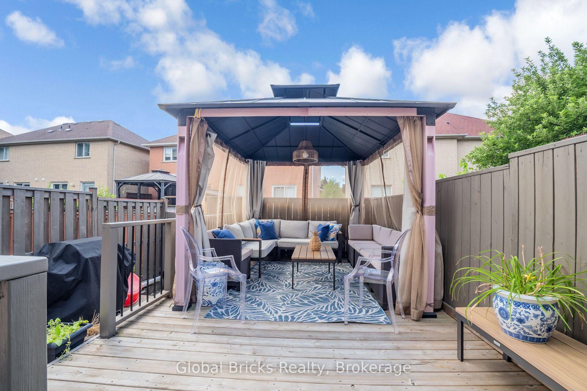Photo 49 of 585 Candlestick Circle, Mississauga, Hurontario — HOMEH