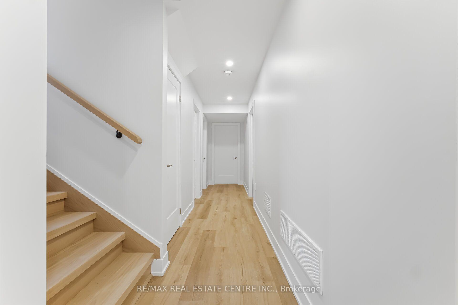 Photo 5 of Unit Basement, 11 Bentley Drive, Etobicoke, Stonegate-Queensway — HOMEH
