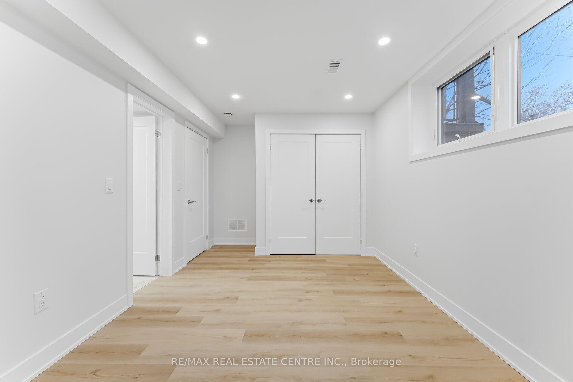 Photo 20 of Unit Basement, 11 Bentley Drive, Etobicoke, Stonegate-Queensway — HOMEH