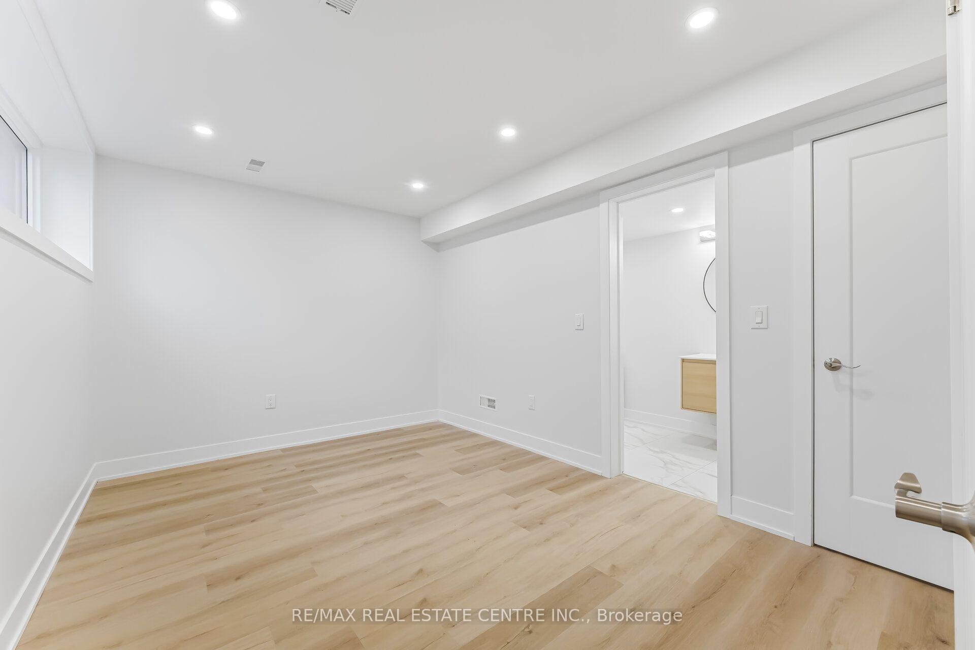 Photo 21 of Unit Basement, 11 Bentley Drive, Etobicoke, Stonegate-Queensway — HOMEH