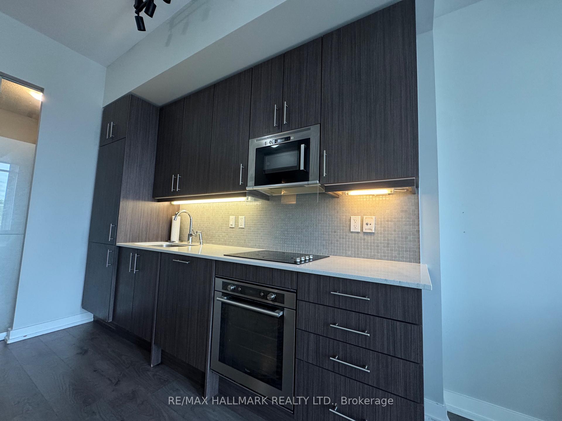 Photo 14 of Unit 516, 297 College Street, Toronto, Kensington-Chinatown — HOMEH