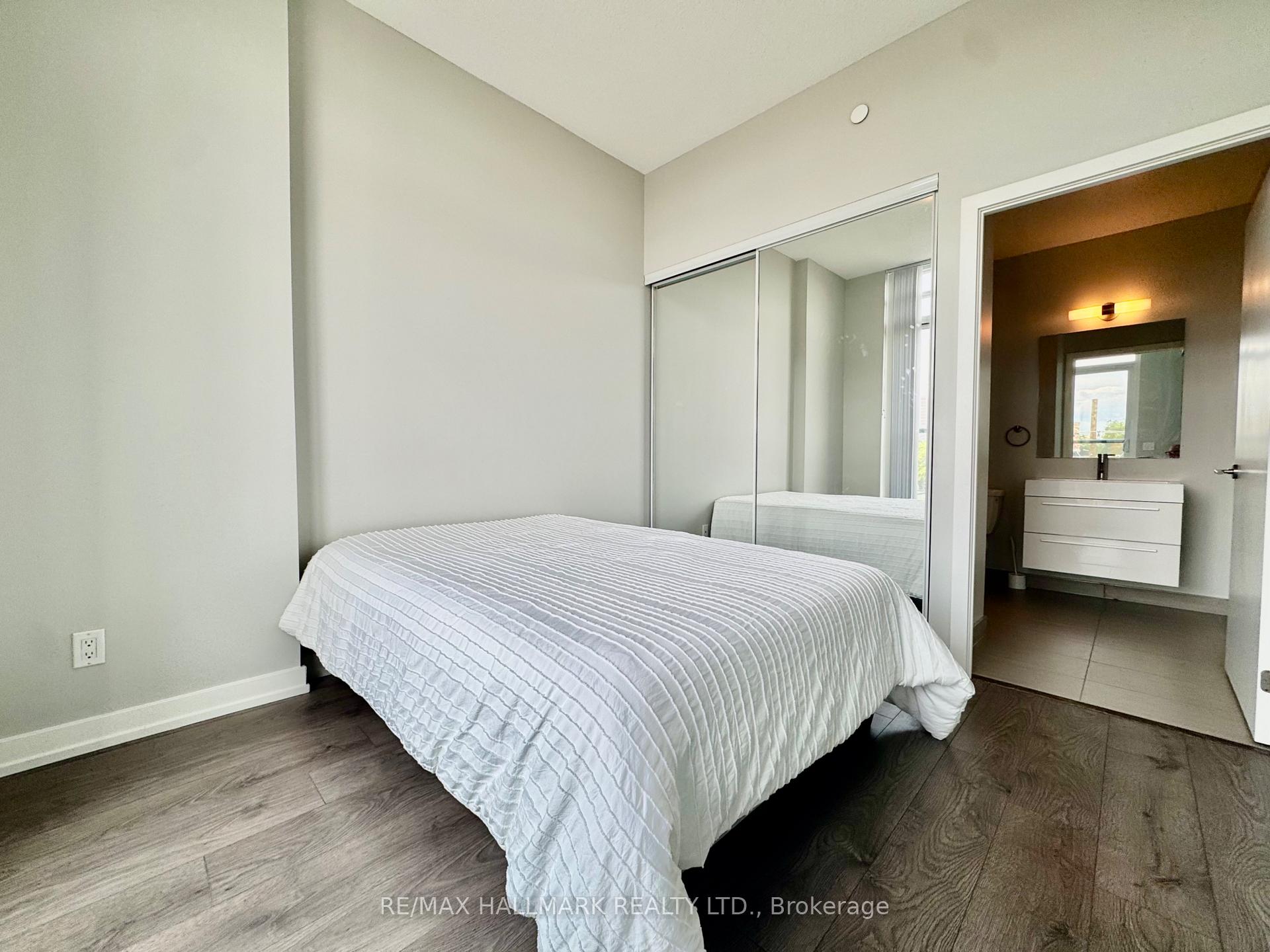 Photo 25 of Unit 516, 297 College Street, Toronto, Kensington-Chinatown — HOMEH
