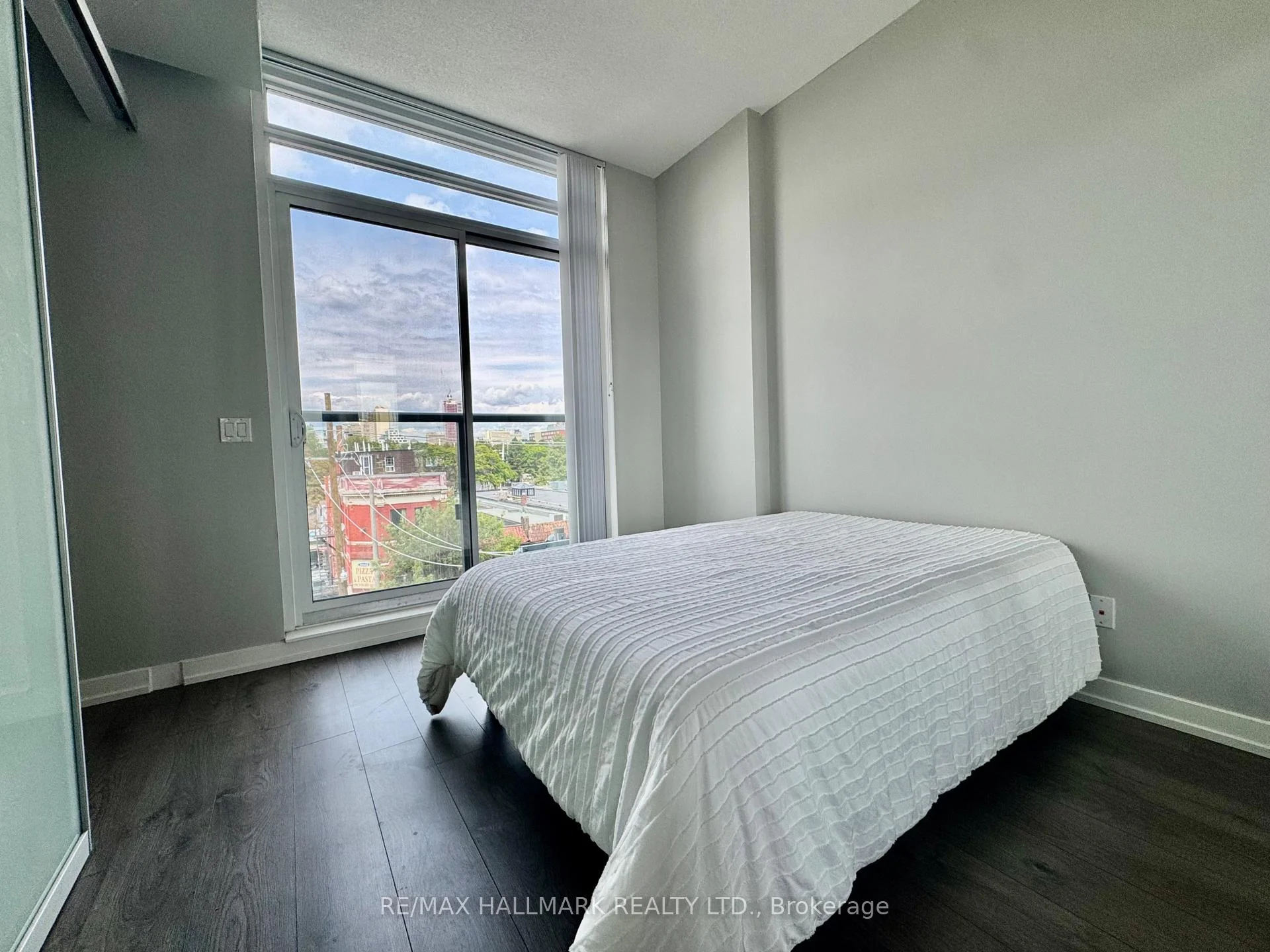 Photo 43 of Unit 516, 297 College Street, Toronto, Kensington-Chinatown — HOMEH