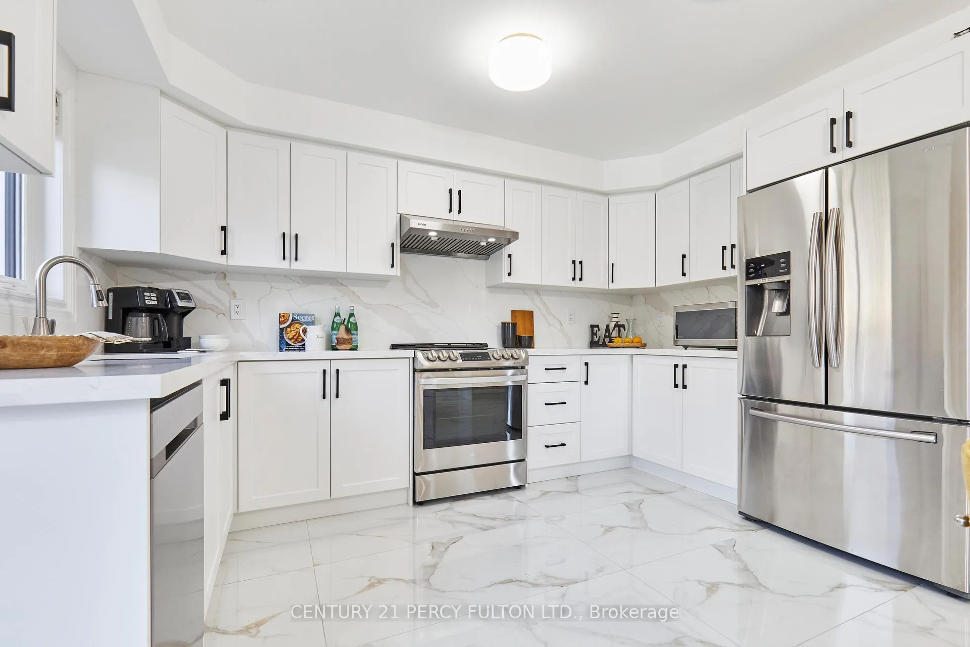 Photo 13 of 90 Southfield Avenue, Clarington, Courtice — HOMEH