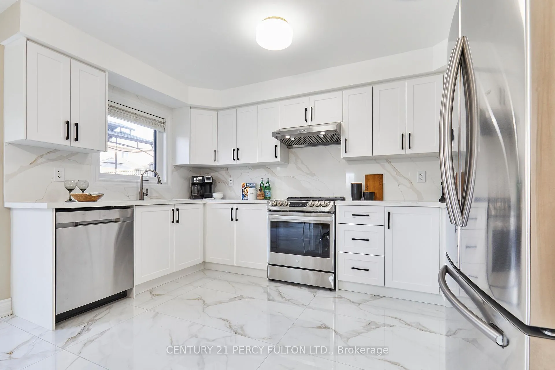 Photo 14 of 90 Southfield Avenue, Clarington, Courtice — HOMEH