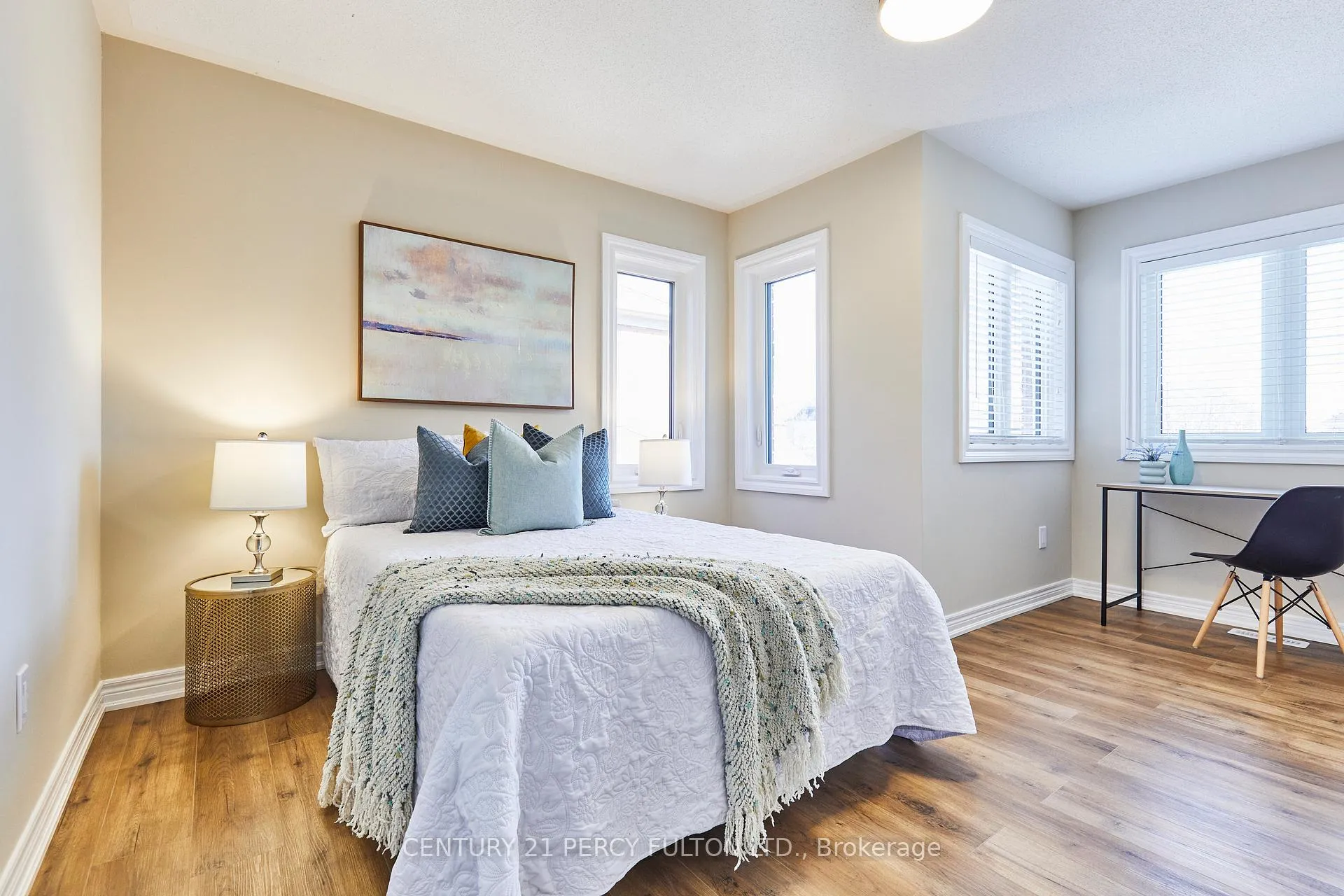 Photo 25 of 90 Southfield Avenue, Clarington, Courtice — HOMEH