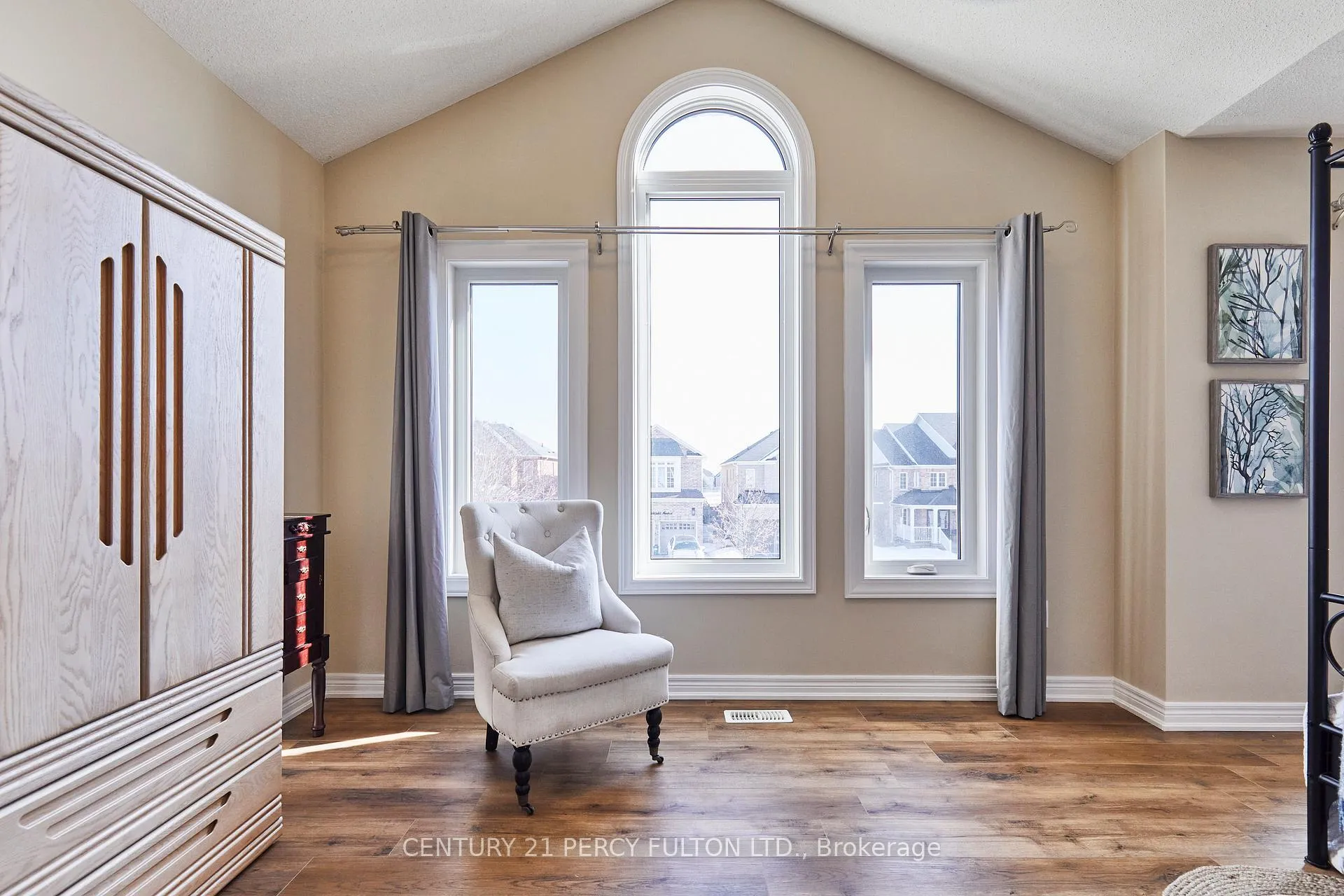 Photo 33 of 90 Southfield Avenue, Clarington, Courtice — HOMEH
