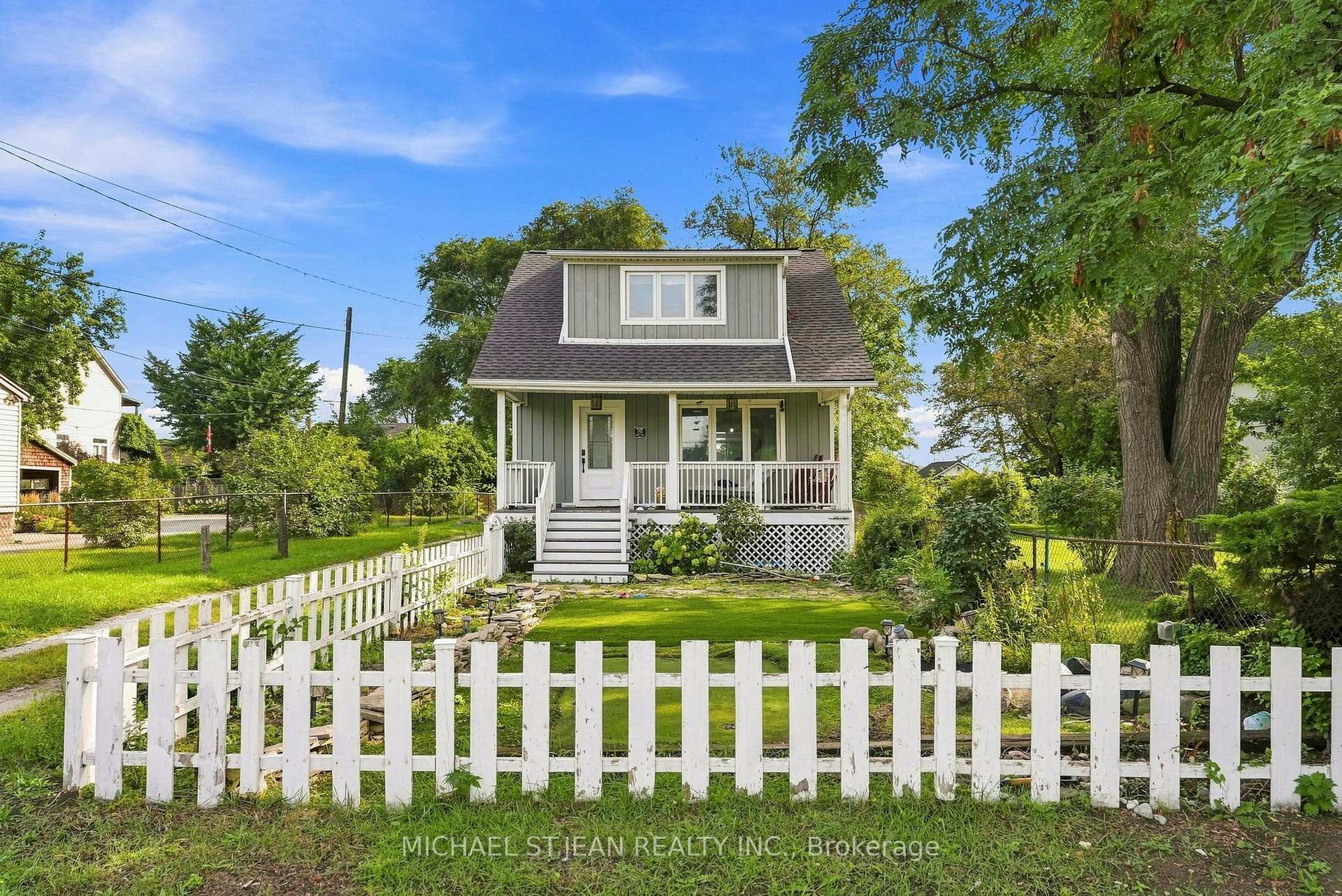 Photo 5 of 285 Beach Boulevard, Hamilton, Hamilton Beach — HOMEH