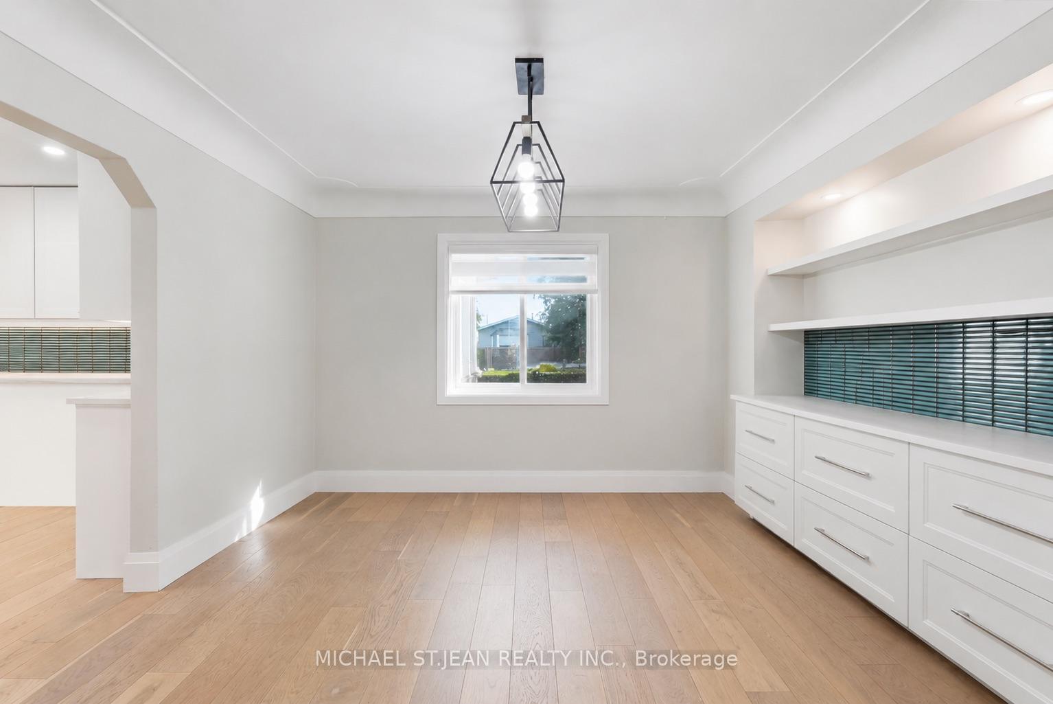 Photo 14 of 285 Beach Boulevard, Hamilton, Hamilton Beach — HOMEH