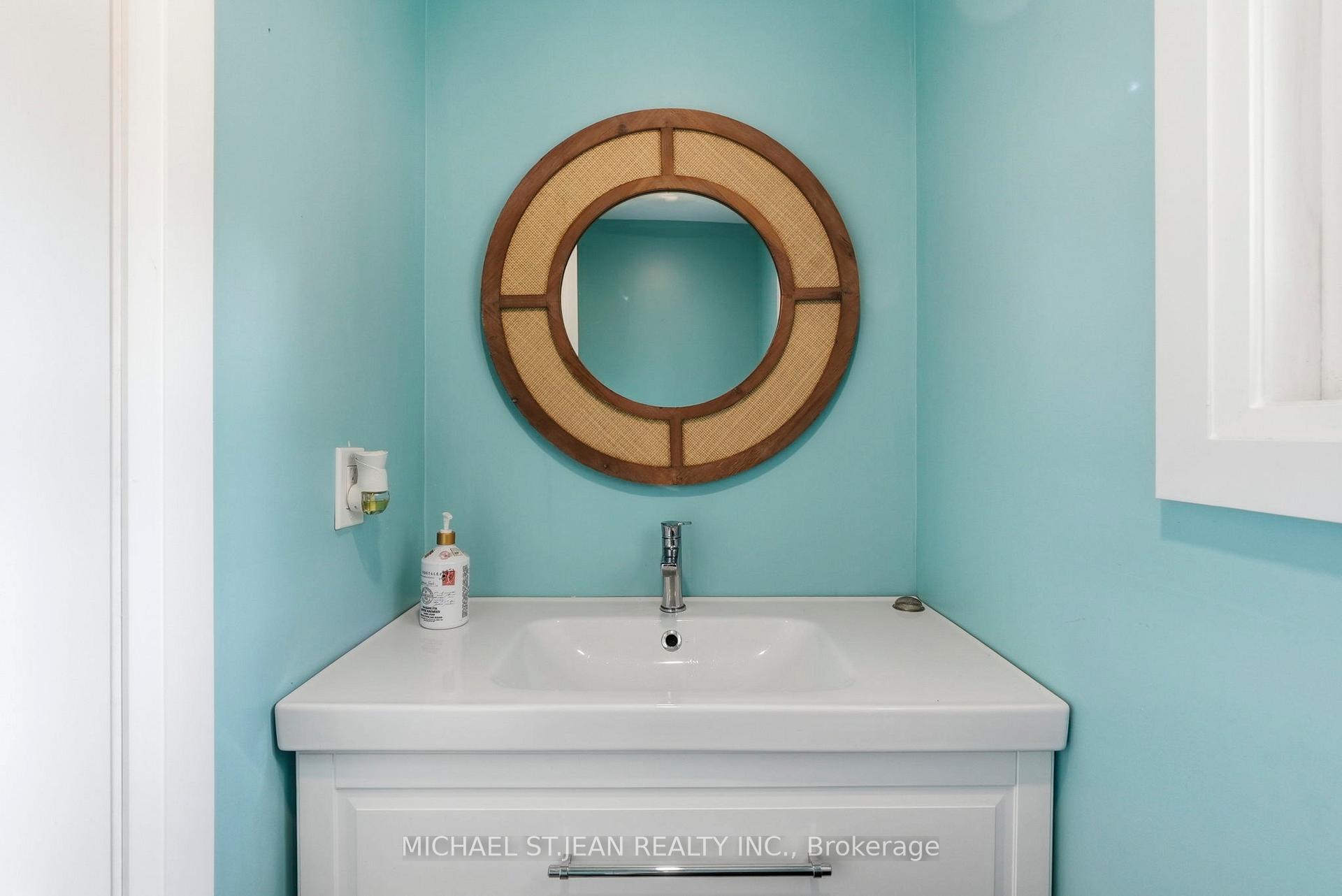 Photo 20 of 285 Beach Boulevard, Hamilton, Hamilton Beach — HOMEH