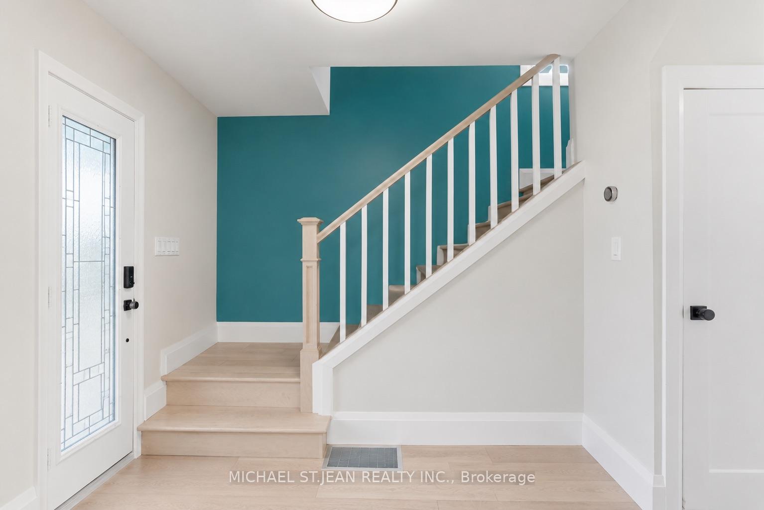 Photo 21 of 285 Beach Boulevard, Hamilton, Hamilton Beach — HOMEH