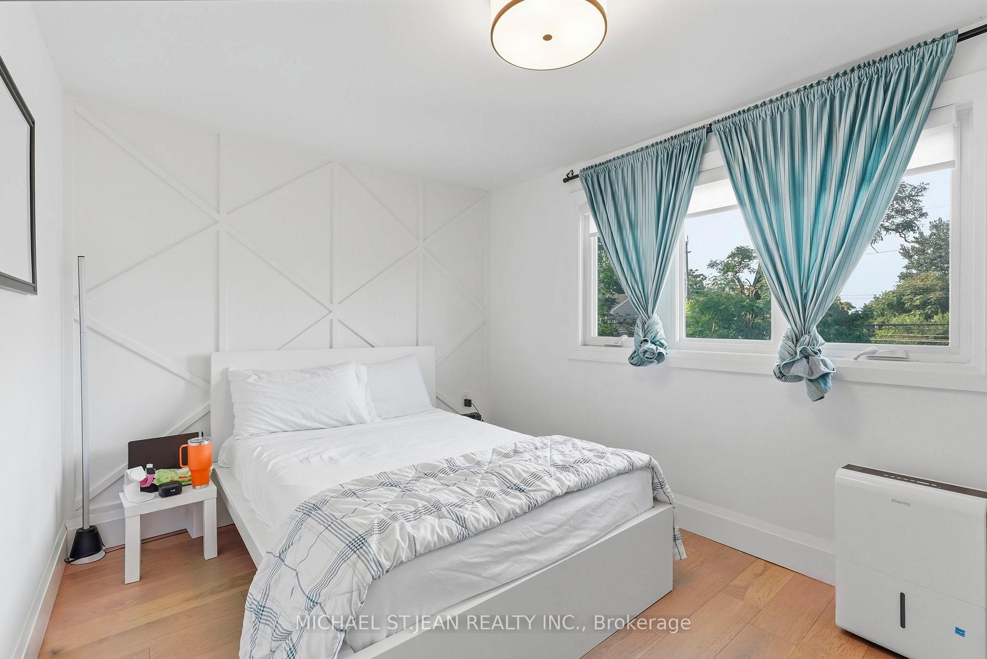 Photo 23 of 285 Beach Boulevard, Hamilton, Hamilton Beach — HOMEH