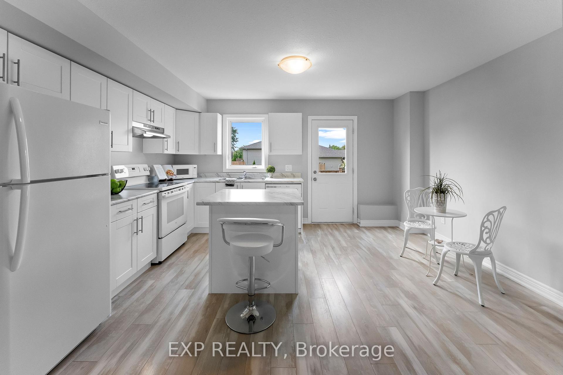 Photo 11 of Unit 86, 7768 Ascot Circle, Niagara Falls, Ascot — HOMEH
