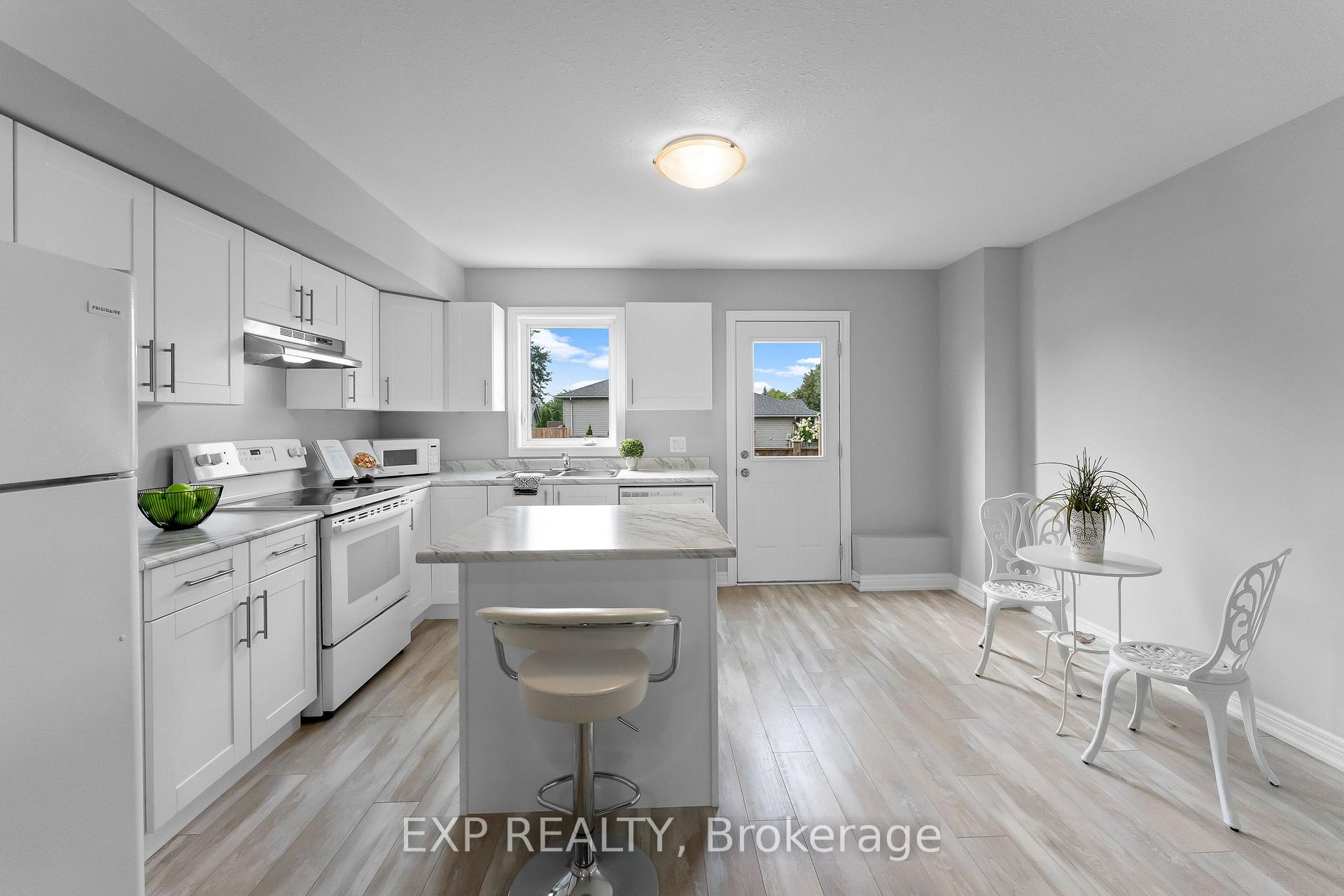Photo 13 of Unit 86, 7768 Ascot Circle, Niagara Falls, Ascot — HOMEH