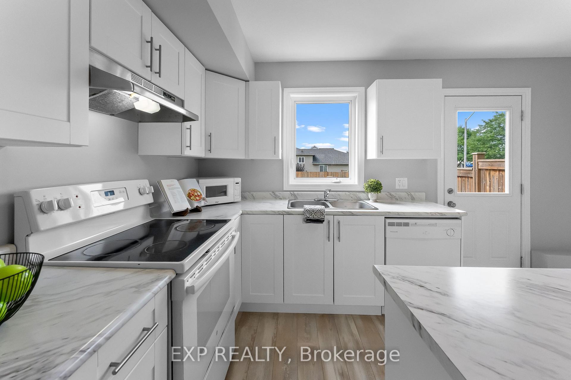 Photo 14 of Unit 86, 7768 Ascot Circle, Niagara Falls, Ascot — HOMEH