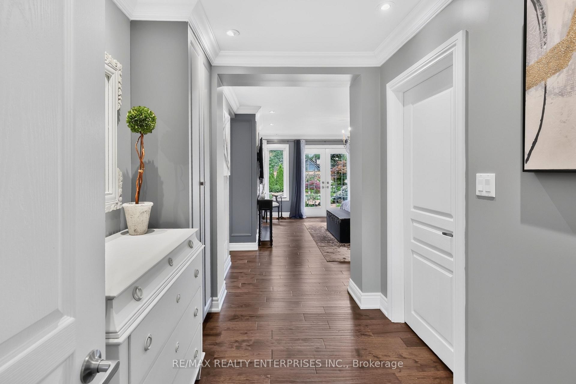 Photo 19 of 273 Savoy Crescent, Oakville, Southwest — HOMEH