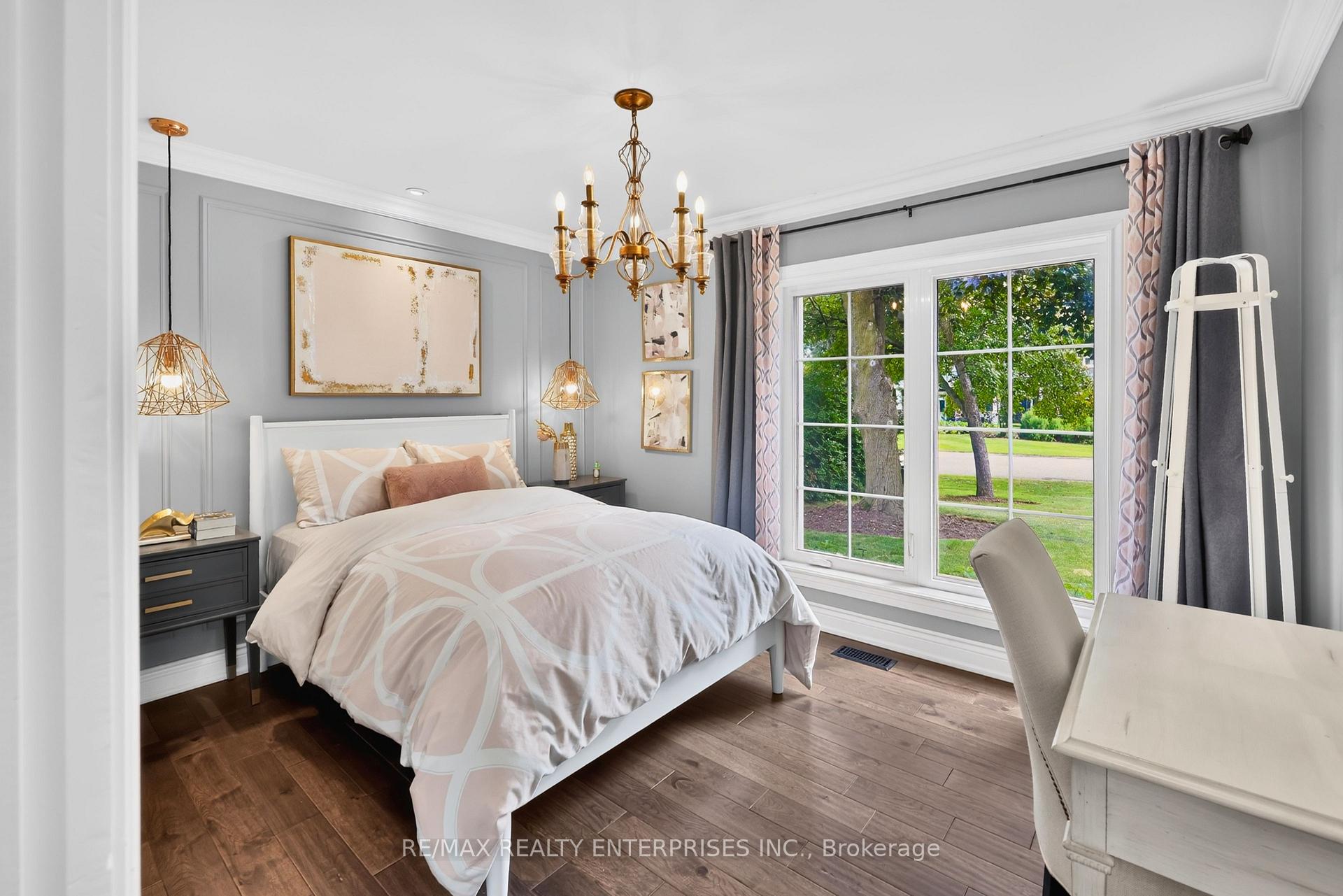 Photo 26 of 273 Savoy Crescent, Oakville, Southwest — HOMEH