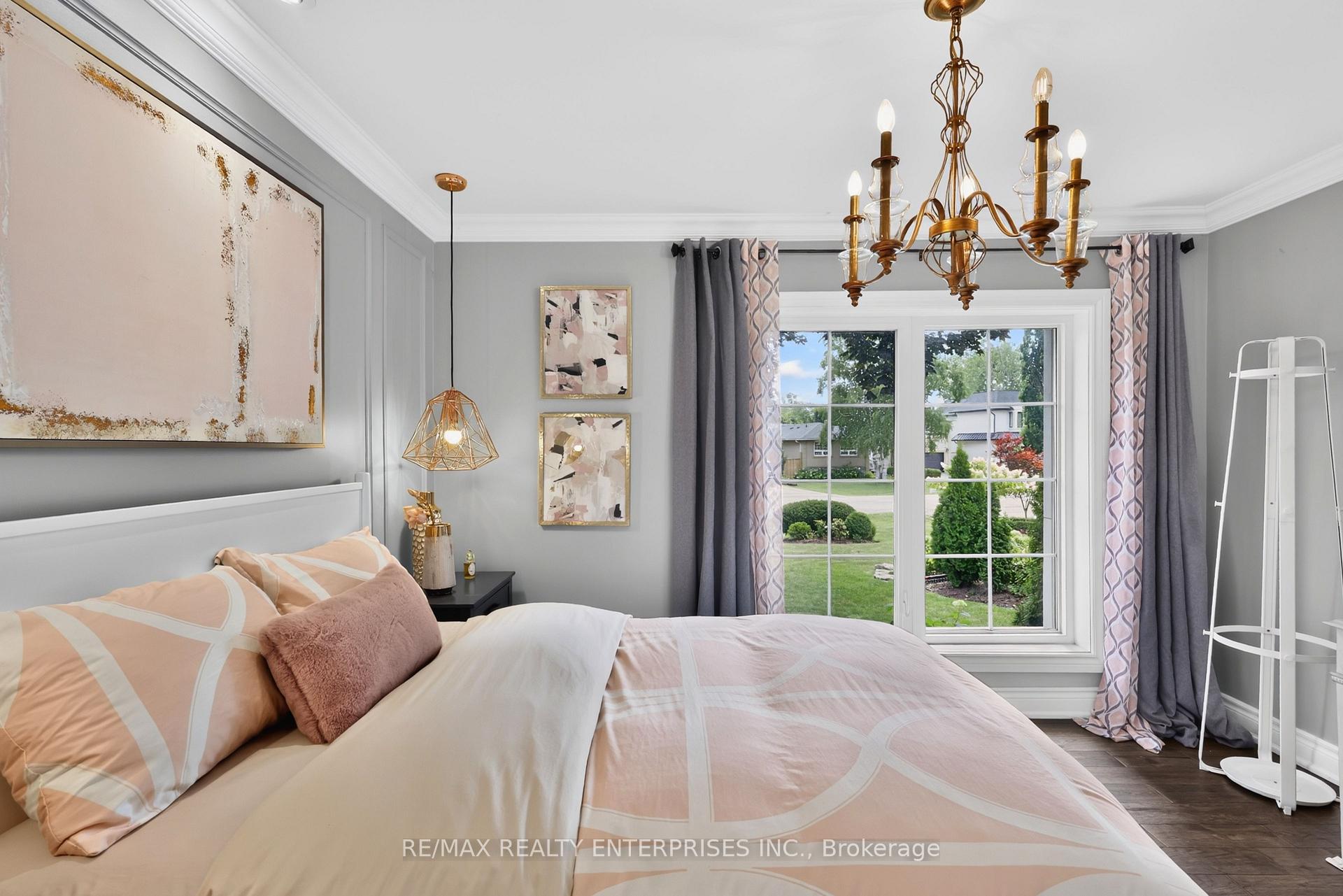 Photo 27 of 273 Savoy Crescent, Oakville, Southwest — HOMEH