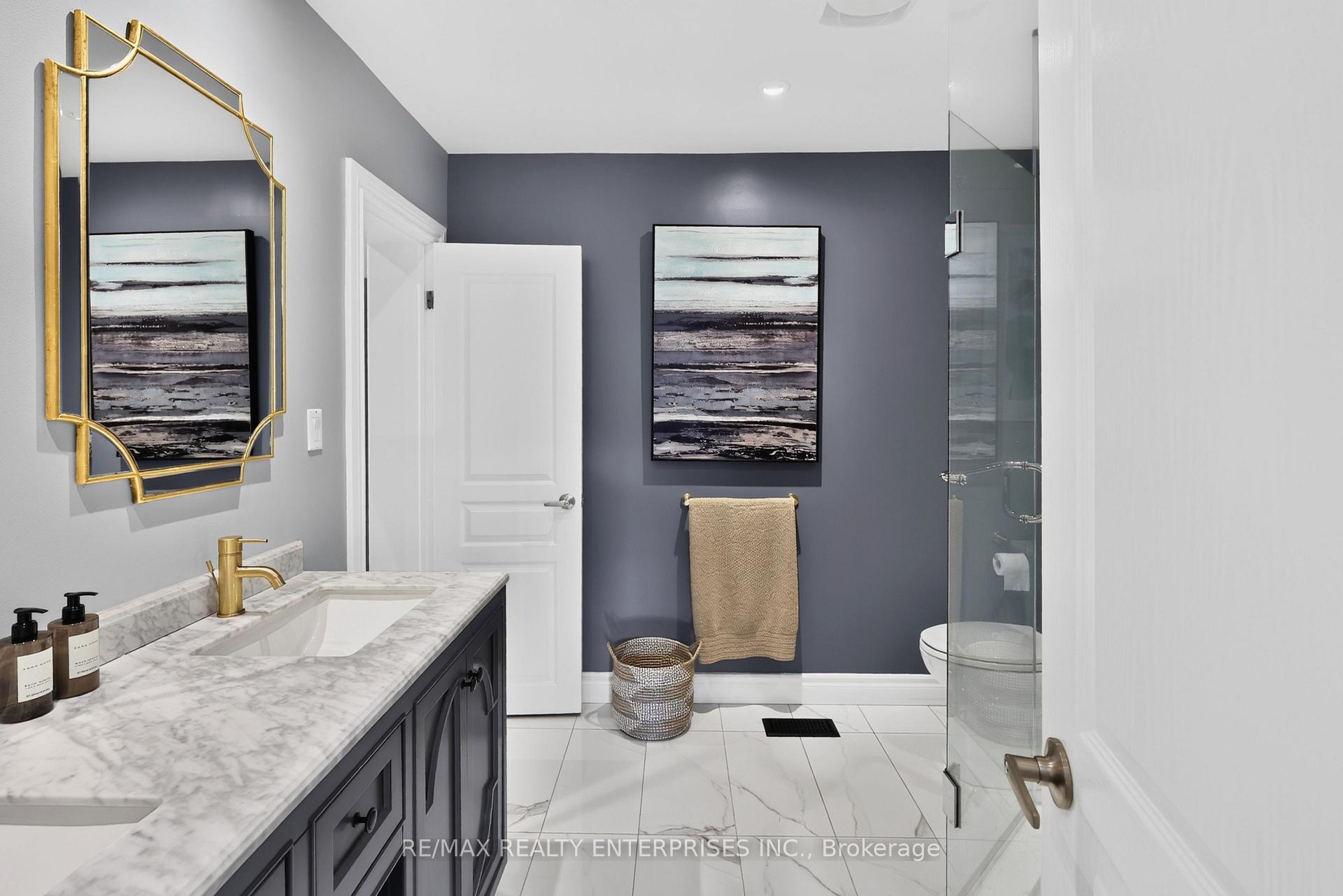 Photo 31 of 273 Savoy Crescent, Oakville, Southwest — HOMEH