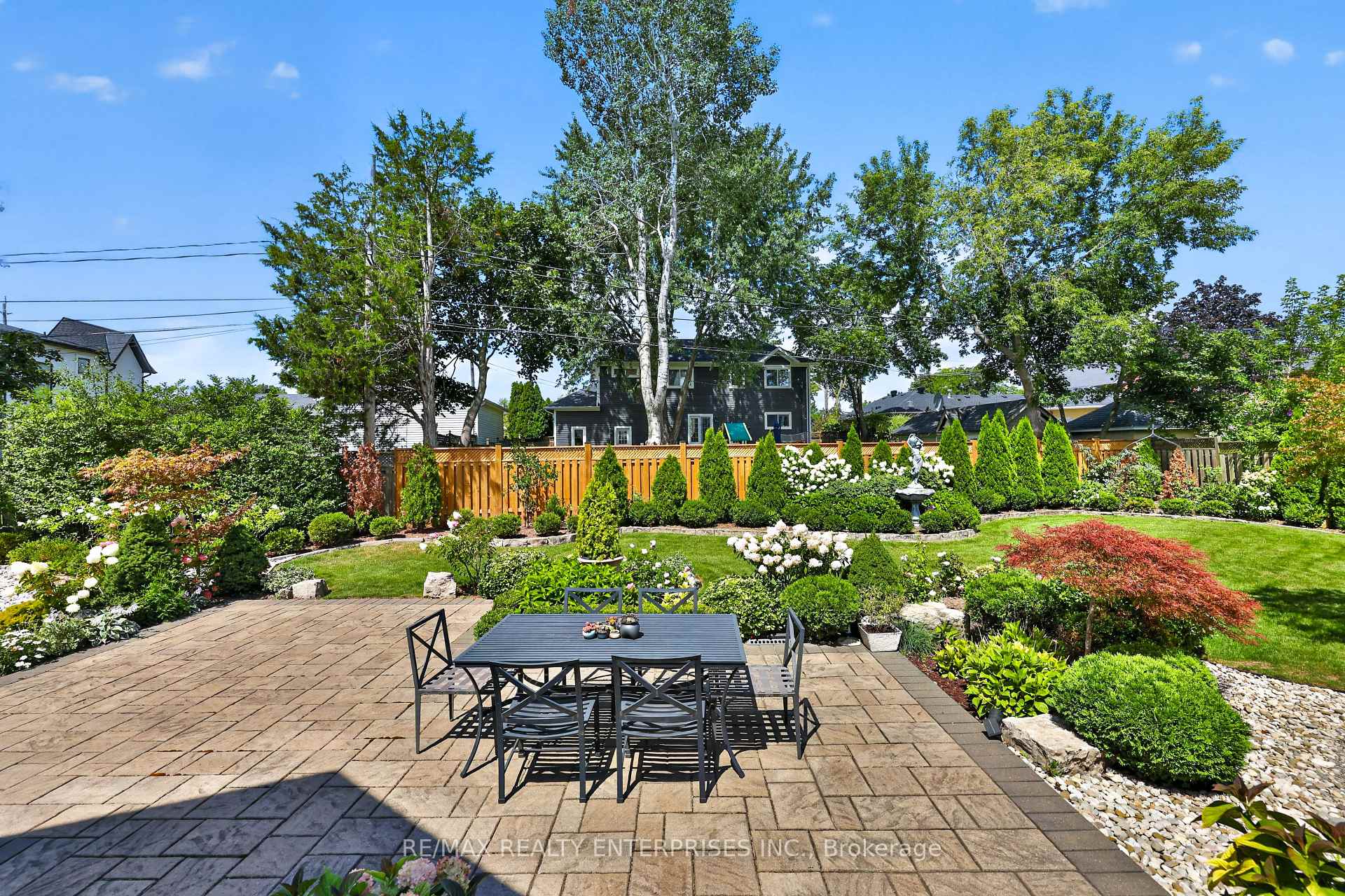 Photo 45 of 273 Savoy Crescent, Oakville, Southwest — HOMEH