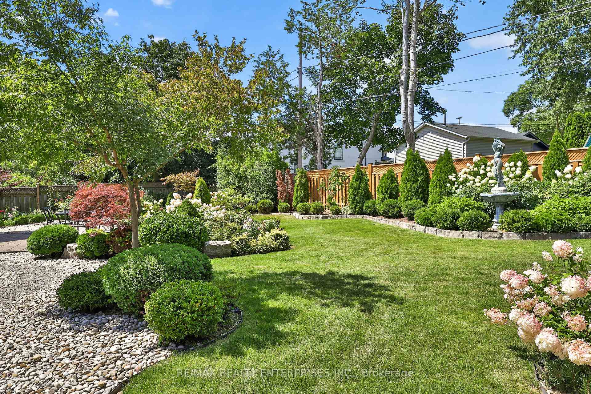 Photo 46 of 273 Savoy Crescent, Oakville, Southwest — HOMEH